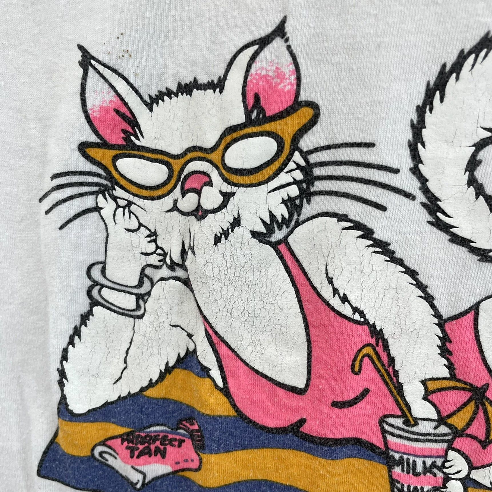 Vintage VINTAGE 80s 90s Dorsett Men Graphic Tee White Large Beach Cat Bahama Mama Size US L / EU 52-54 / 3 - 4 Thumbnail