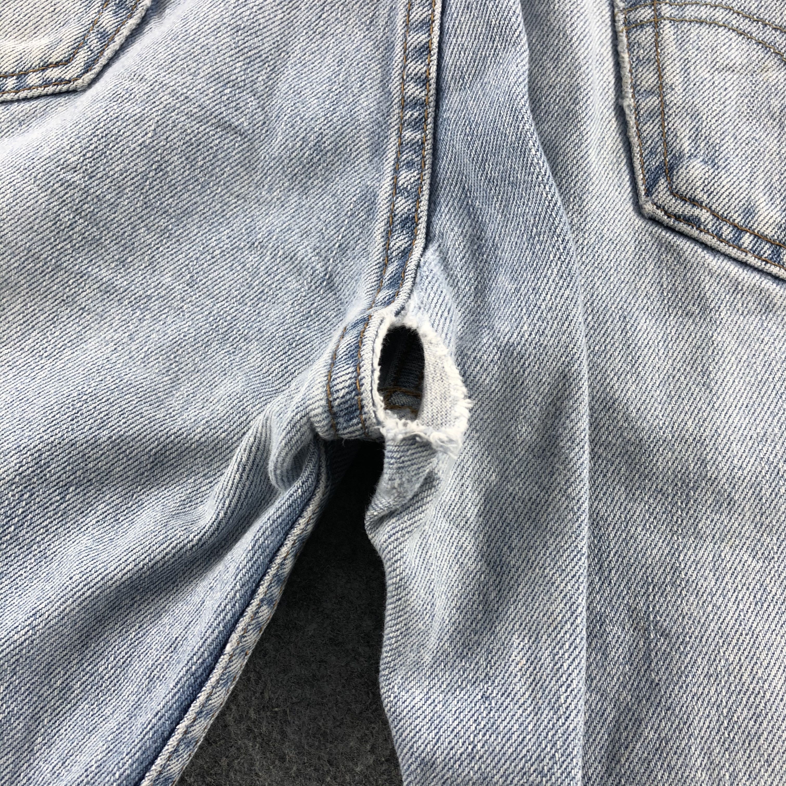 Vintage Light Wash Levis 505 Jeans-J1270