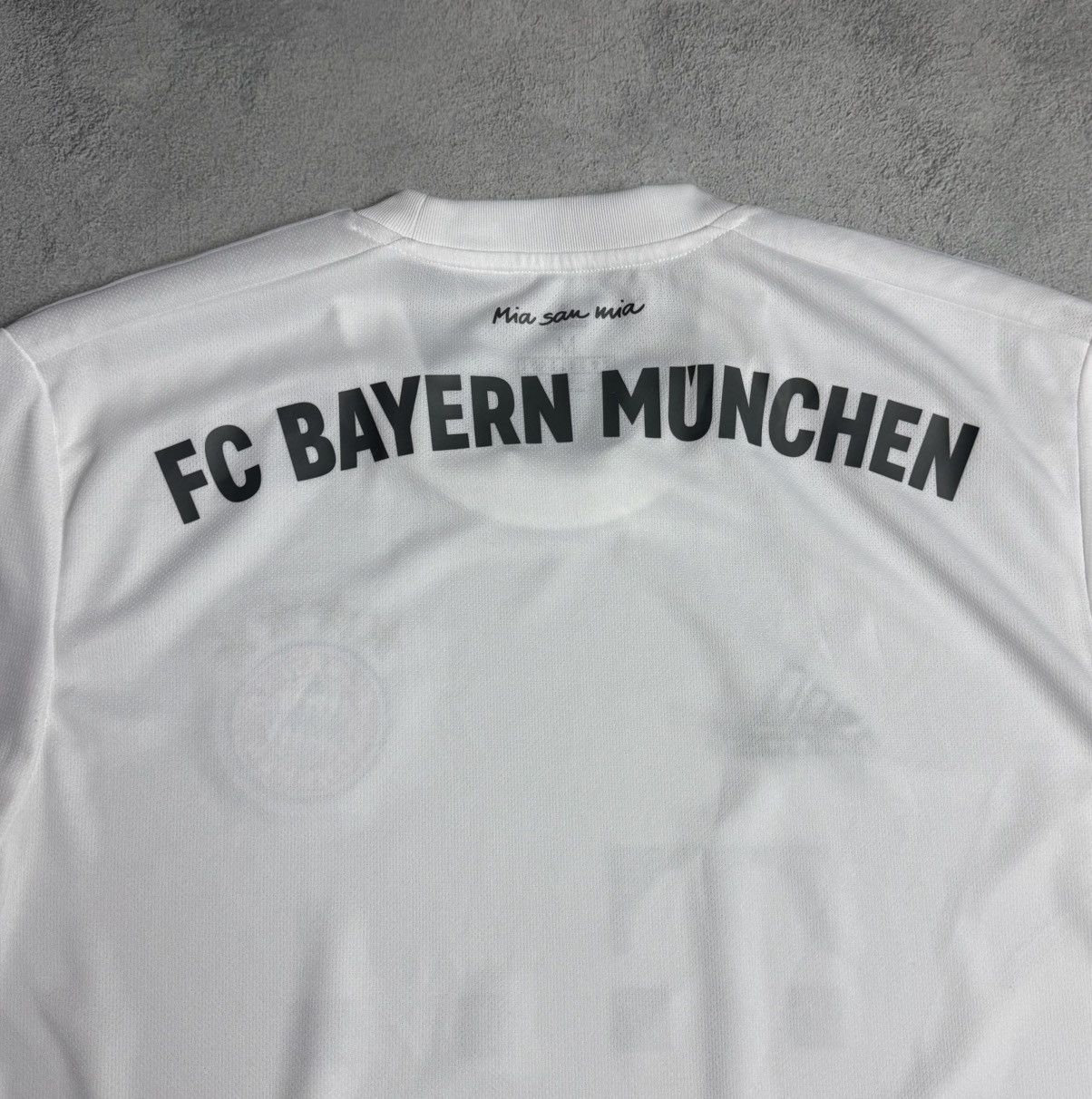 Adidas Bayern Munchen 2019 2020 Away Shirt Soccer Jersey Adidas Size US M / EU 48-50 / 2 - 12 Thumbnail