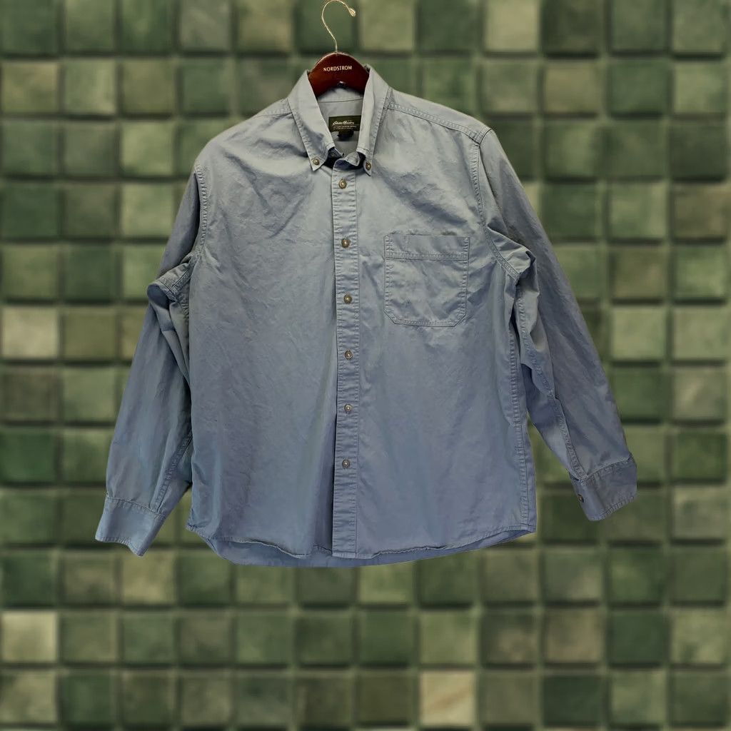 Eddie Bauer VINTAGE? No -> Eddie Bauer Men’s Button-Up Shirt L Blue Long Sleeve Solid Casual Travel Size US L / EU 52-54 / 3 - 1 Thumbnail