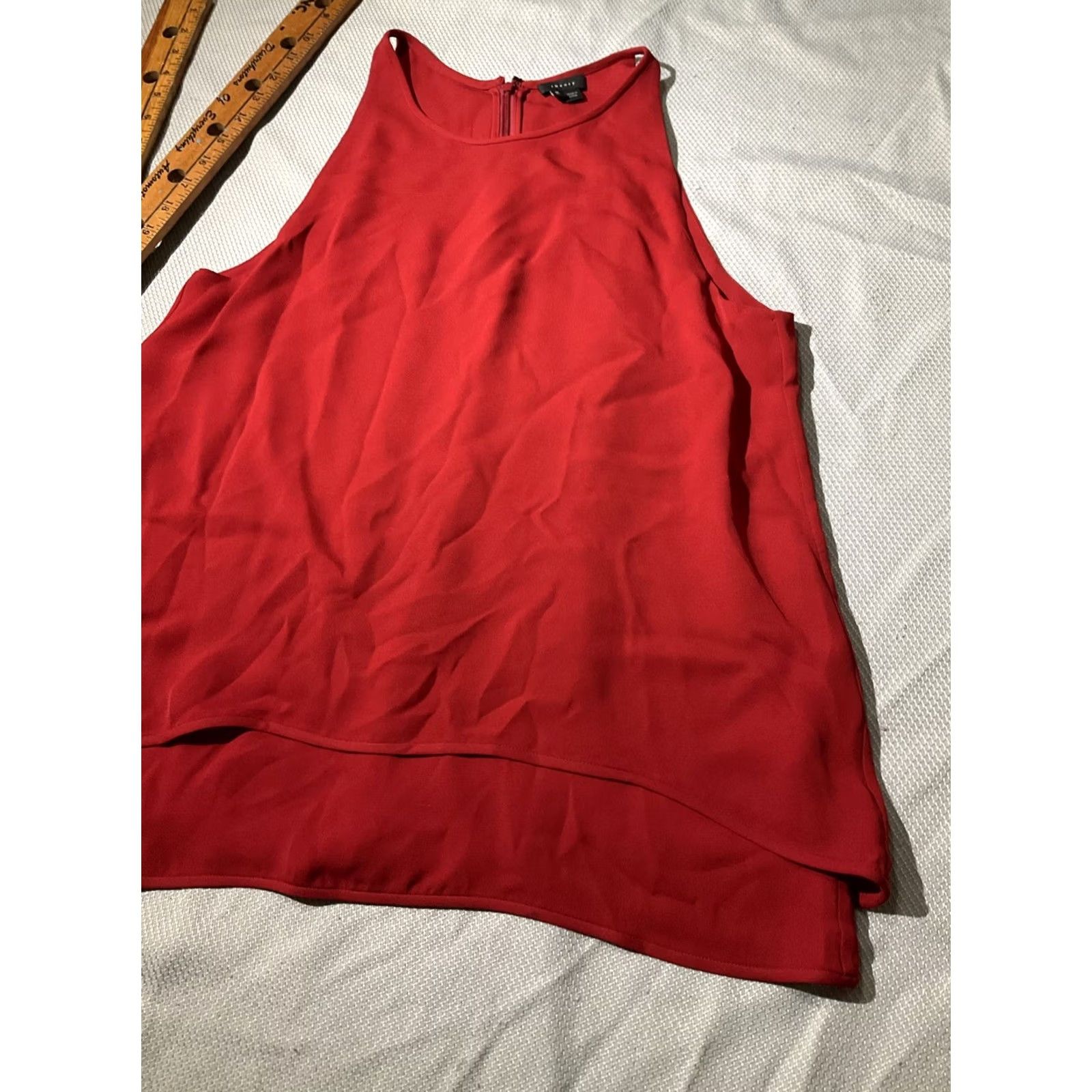 Theory Theory Shirt Womens Small Red 100% Silk Tank Top Layered Minimalist Luxury Tank Top Sleeveless Spaghetti Strap Red Size S / US 4 / IT 40 - 5 Thumbnail