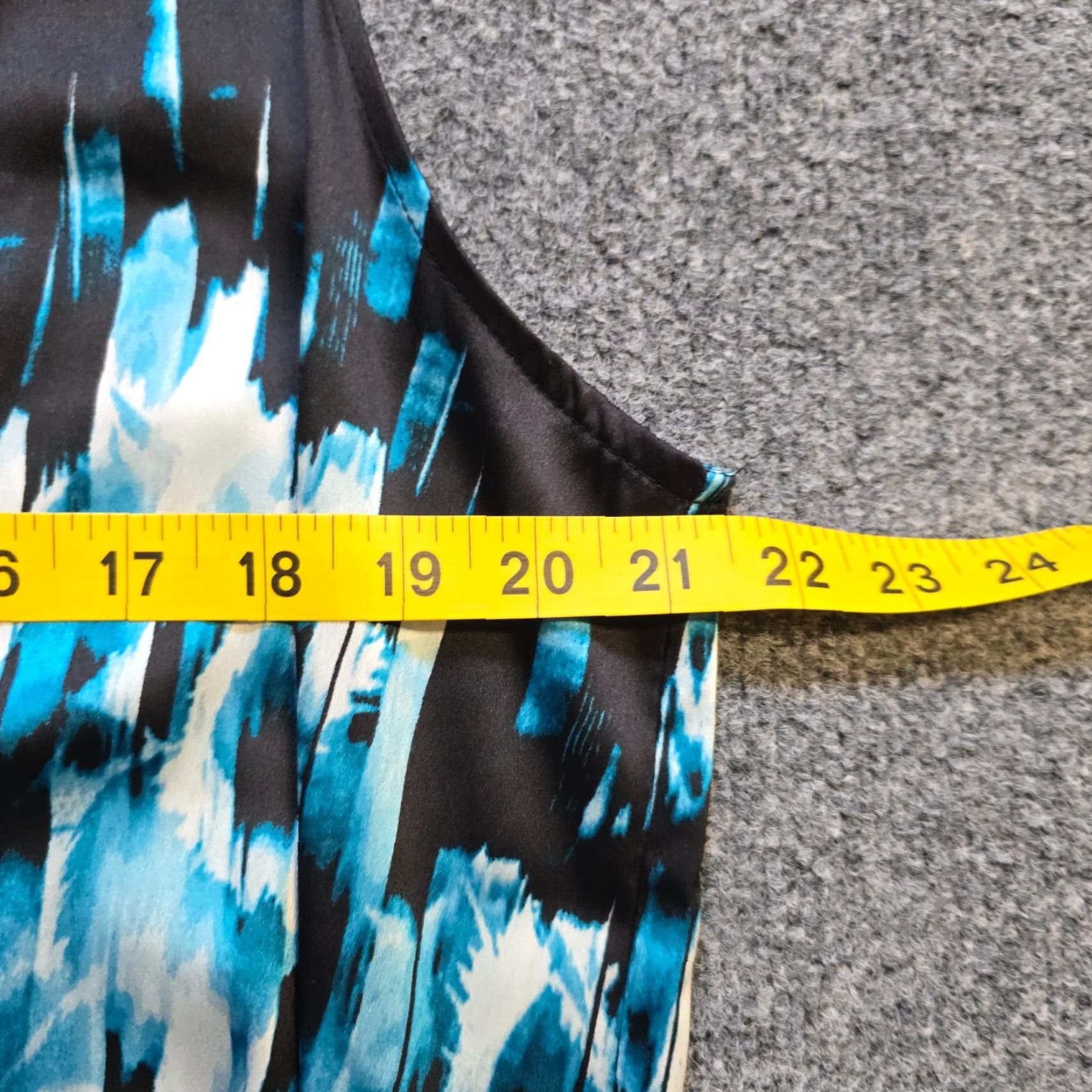 Vintage Derek Lam Dress Womens Medium Blue Abstract Floral Sheath V-Neck Cocktail Pencil Dress Mens? Size M / US 6-8 / IT 42-44 - 4 Thumbnail