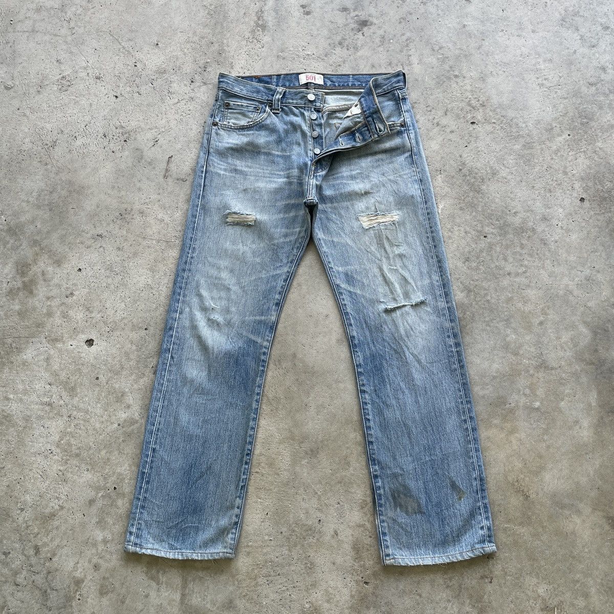 Levi's Vintage Clothing W31 Vintage Levi’s 501 Faded Denim Pants Distressed Jeans Size US 31 - 1 Thumbnail