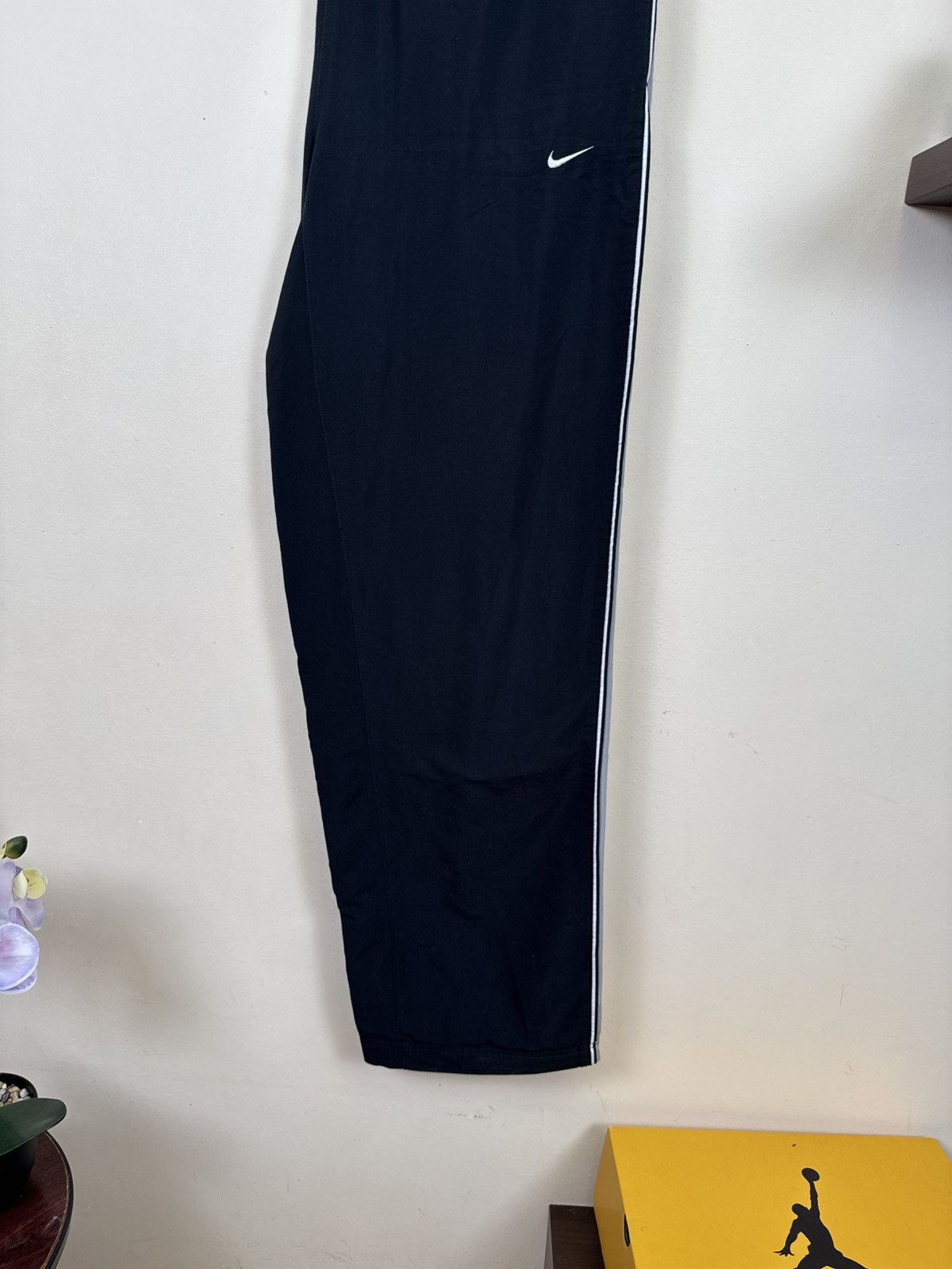 Nike Vintage Nike Pants Nylon Streetwear Straight Black Swoosh XL Size US 36 / EU 52 - 24 Thumbnail