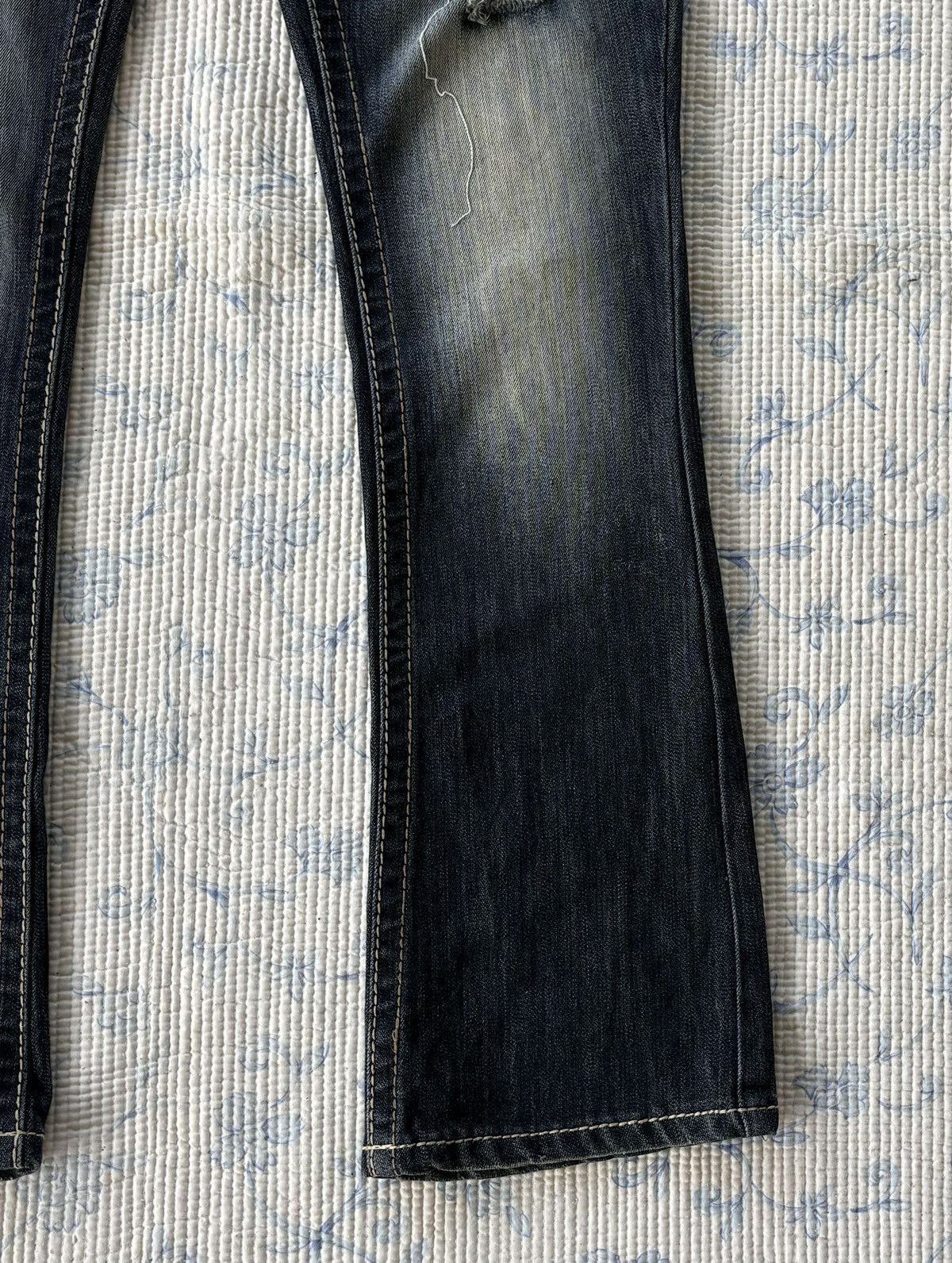 Almost Famous Almost Famous Streetwear Flared Distressed Denim Size US 34 / EU 50 - 7 Thumbnail