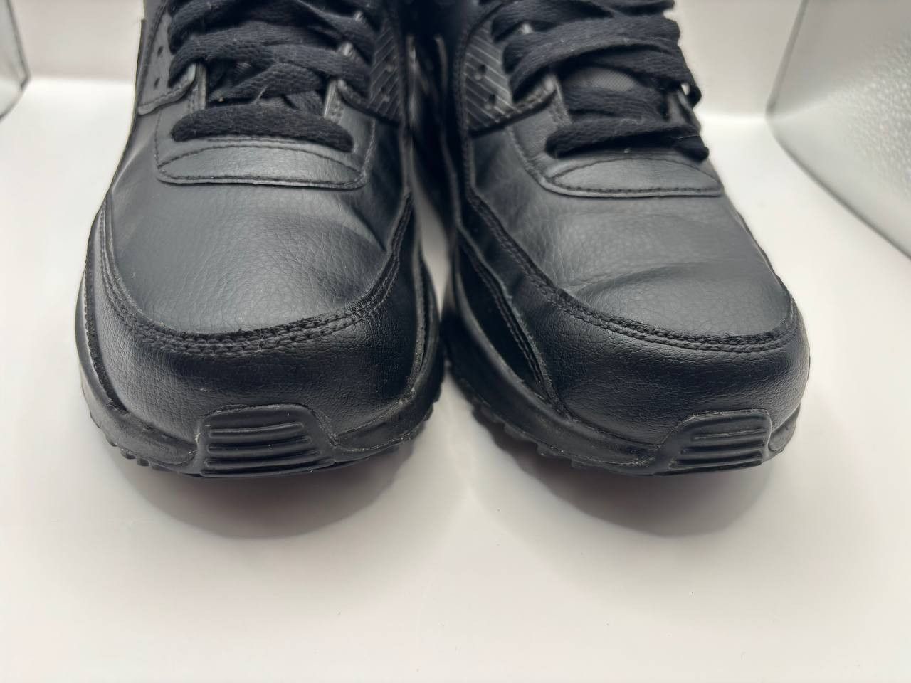 Nike Nike Air Max 90 LTR Black Leather Sneakers 7Y / 40 EUR Size US 8.5 / IT 38.5 - 11 Thumbnail