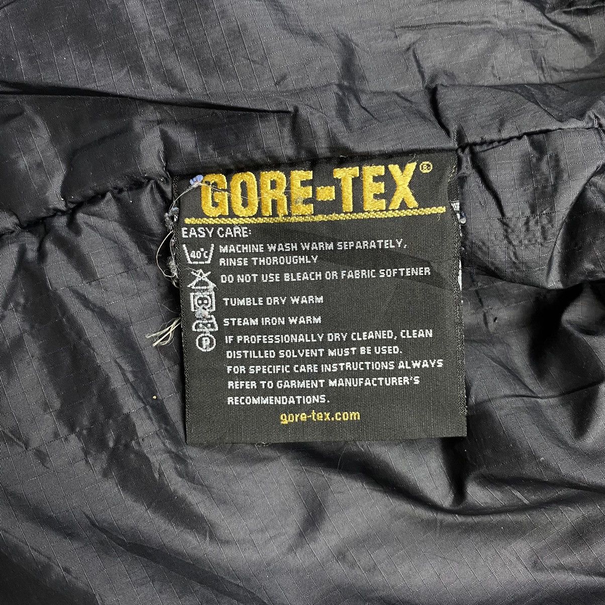 Arc'teryx × Goretex Arcteryx goretex jacket Size US M / EU 48-50 / 2 - 13 Thumbnail