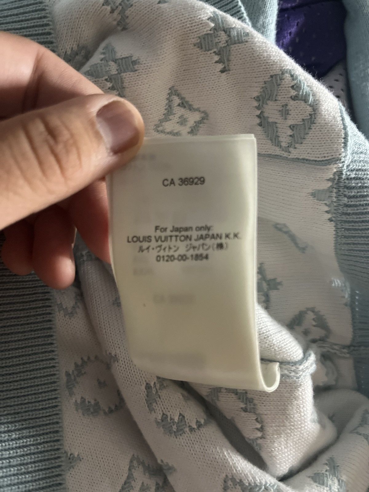 Louis Vuitton Monogram Gradient Holdie Size US M / EU 48-50 / 2 - 4 Thumbnail