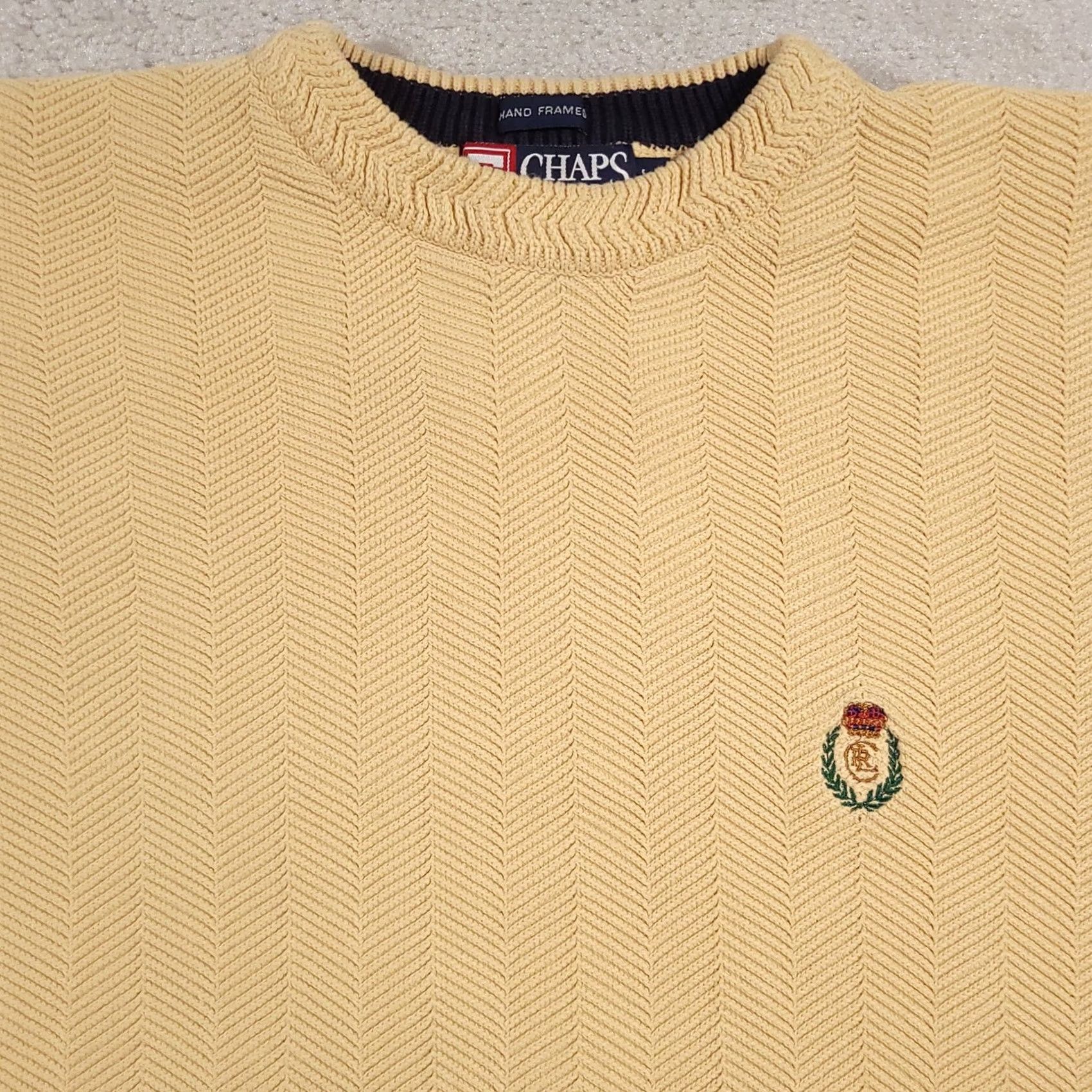 Chaps Chaps Ralph Lauren Sweater Mens Large Yellow Crest Emblem Cotton Knit Pullover Size US L / EU 52-54 / 3 - 3 Thumbnail