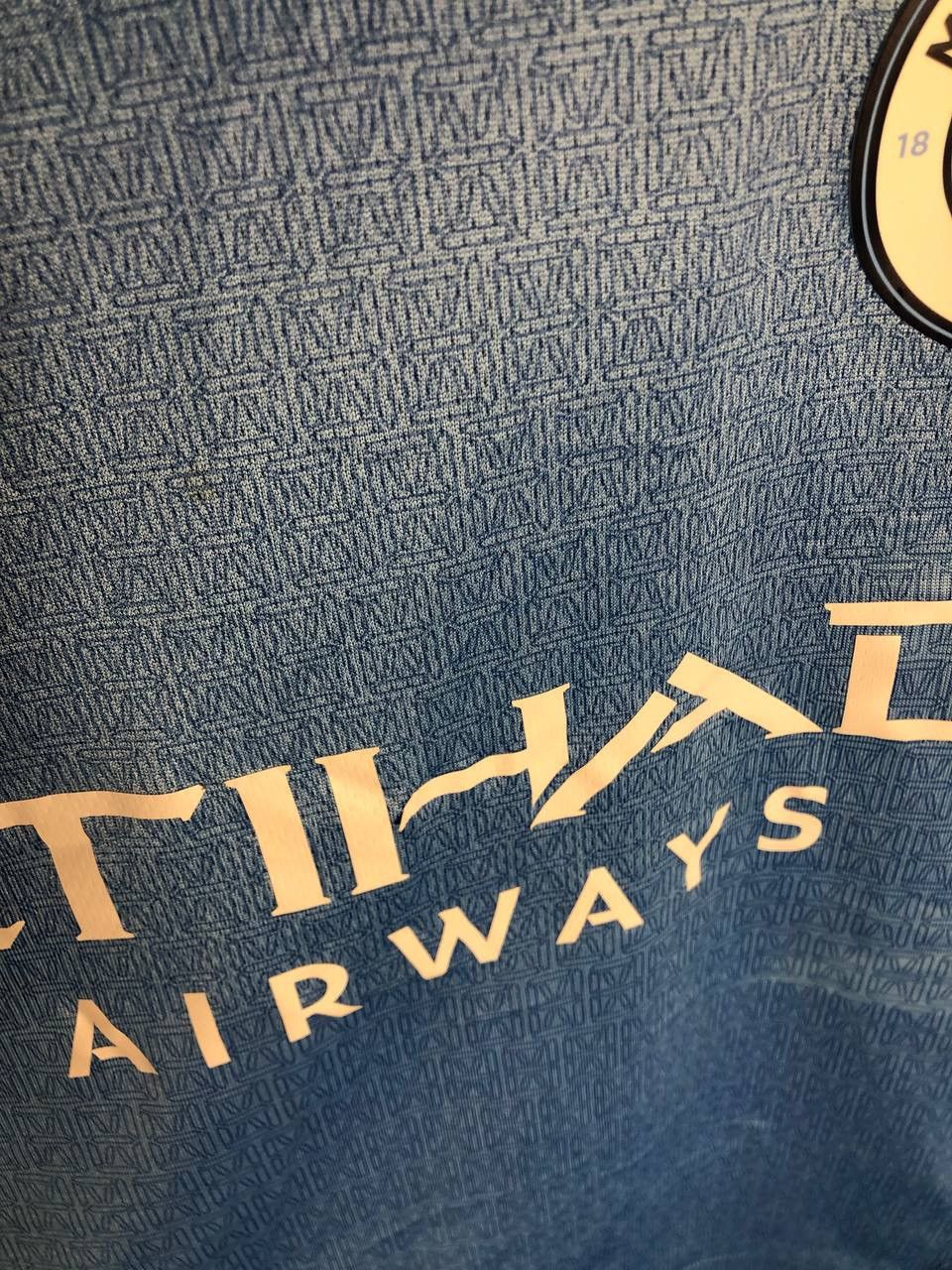 Puma × Vintage VERY RARE PUMA FC MANCHESTER CITY ENGLAND SOCCER JERSEY Y2K Size US L / EU 52-54 / 3 - 9 Thumbnail