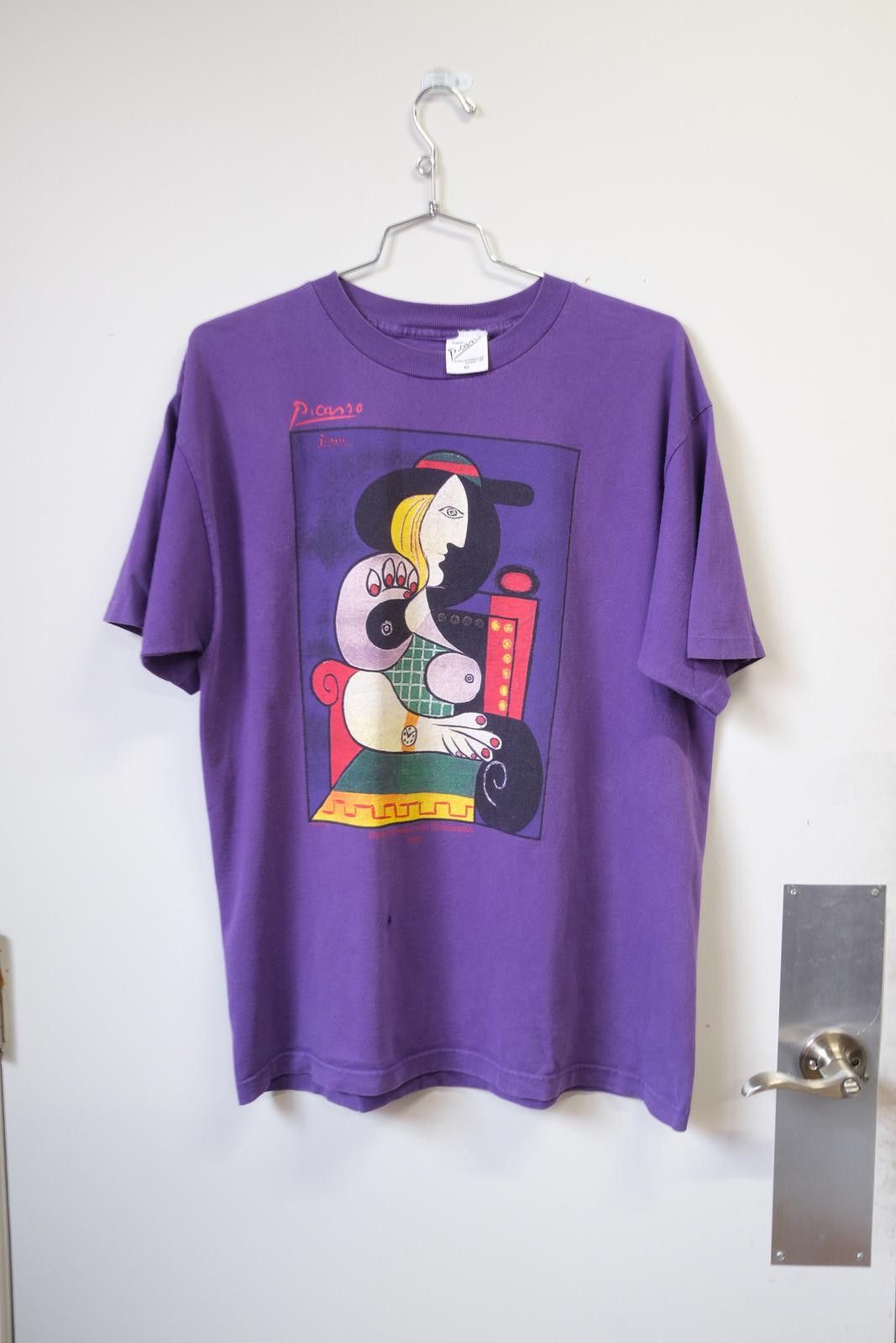 Vintage 95' Pablo Picasso Seated Women Wristwatch T-Shirt Size ONE SIZE - 1 Thumbnail