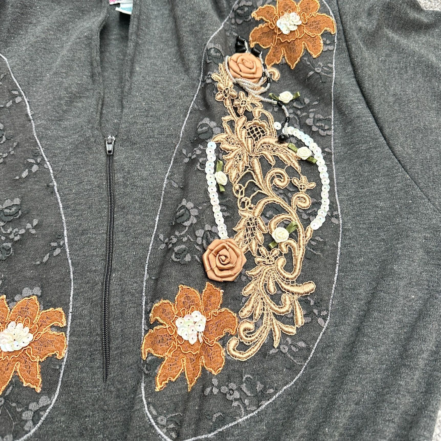 Vintage VINTAGE Lacy Afternoon Womens Dress Maxi Gray 1/2 Zip Embroidered Beaded Small Size S / US 4 / IT 40 - 6 Thumbnail
