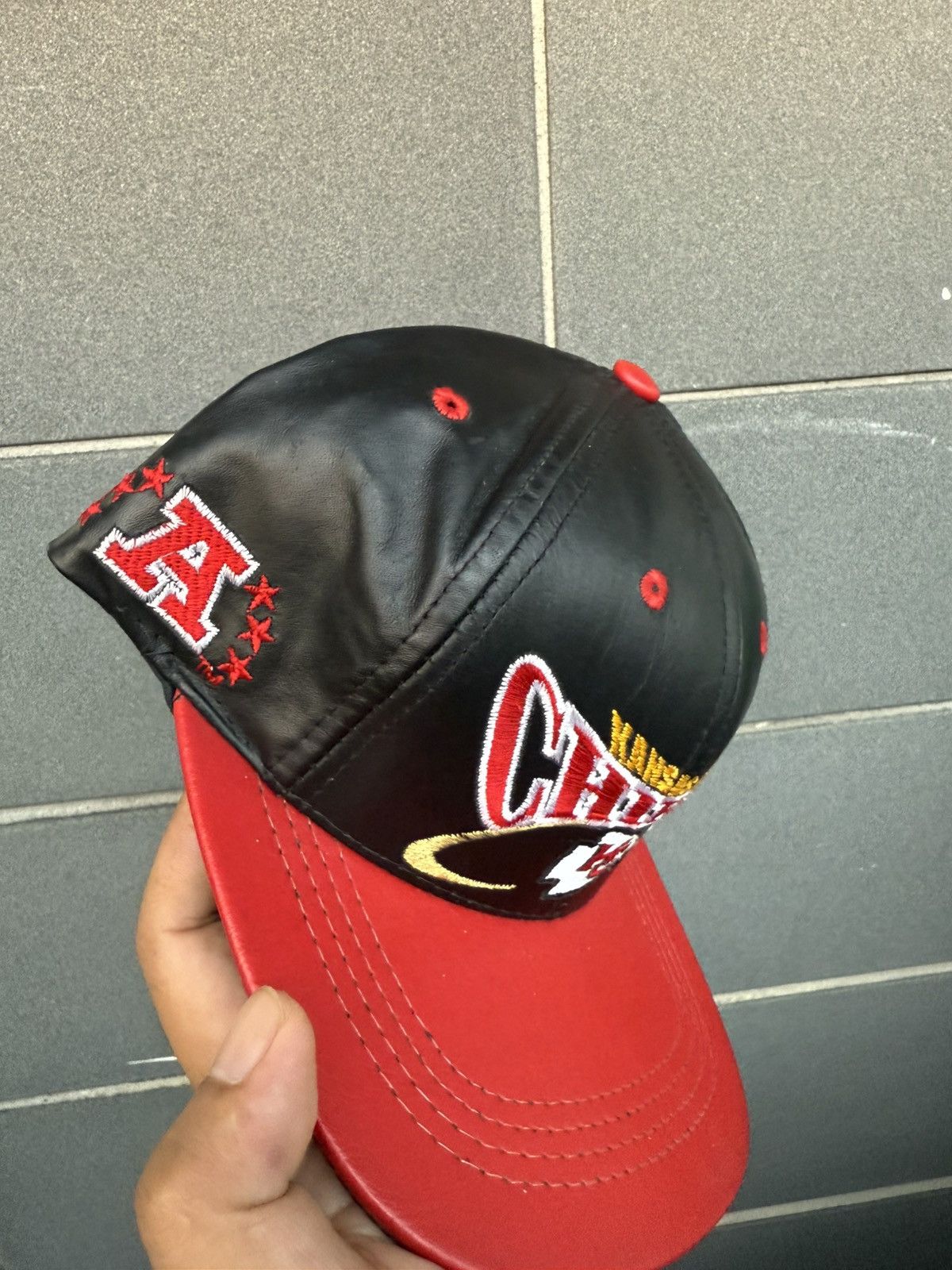 NFL Vintage kansas city chiefs genuine leather hat Size ONE SIZE - 2 Thumbnail