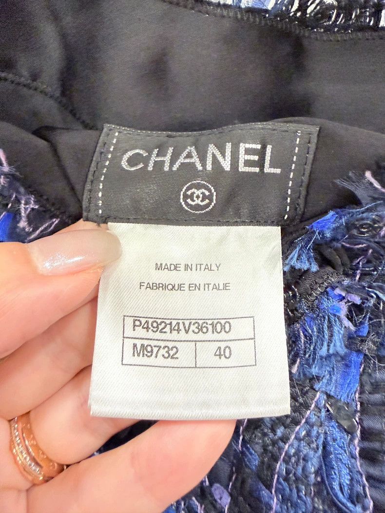 Chanel Chanel Blue and black shorts Size 26" / US 2 / IT 38 - 2 Thumbnail