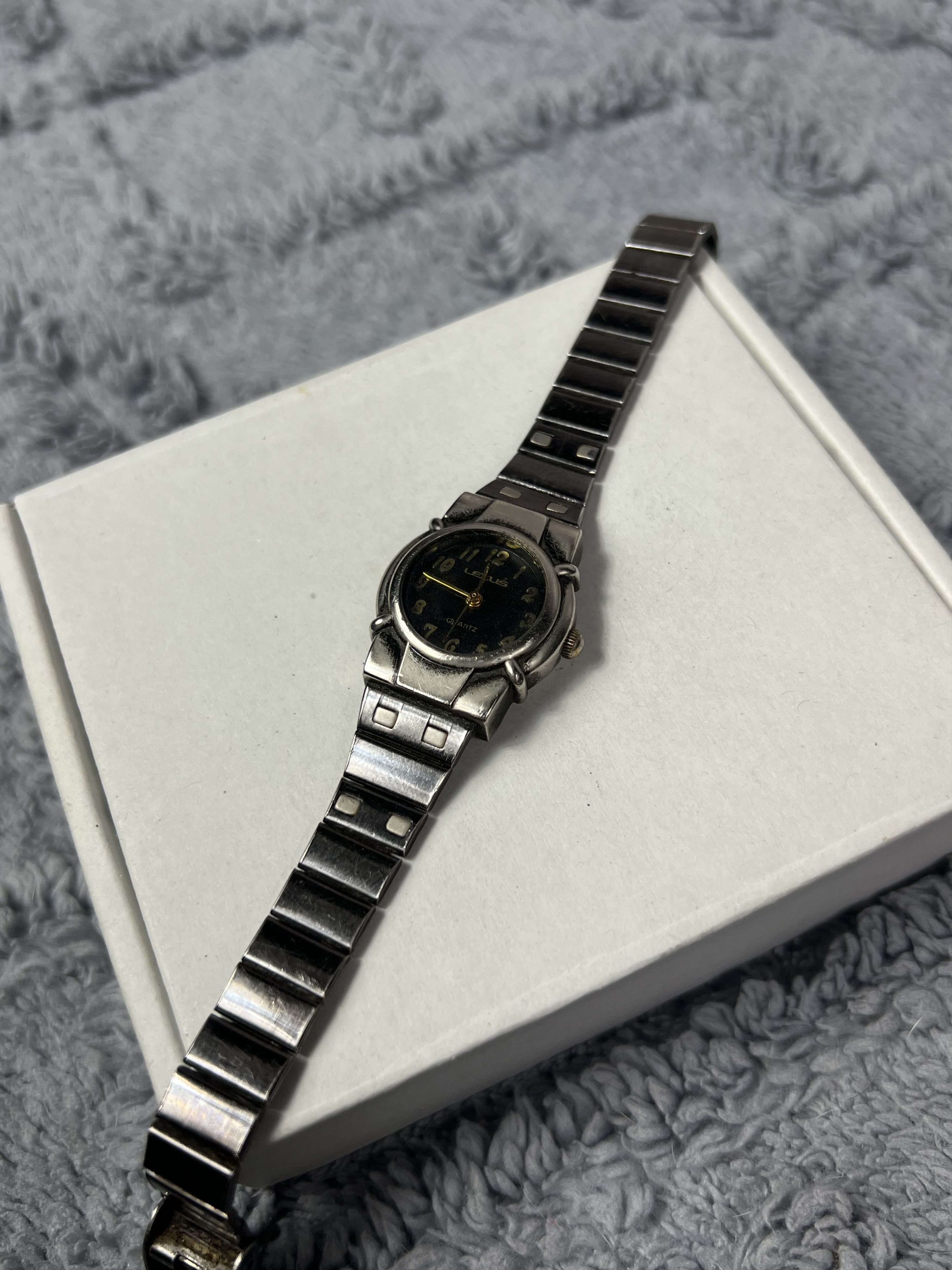 Vintage Futuristic Minimalistic Lexus Japanese Style Bracelet Watch Size ONE SIZE - 4 Thumbnail