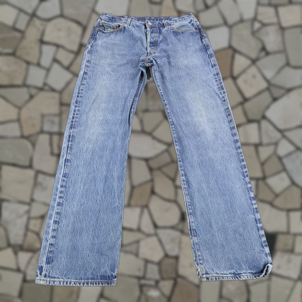 Levi's VINTAGE Levi's 501 XX Jeans Mens 38x34 Denim Blue Regular Fit Y2K Button Fly Pockets Size US 34 / EU 50 - 1 Thumbnail