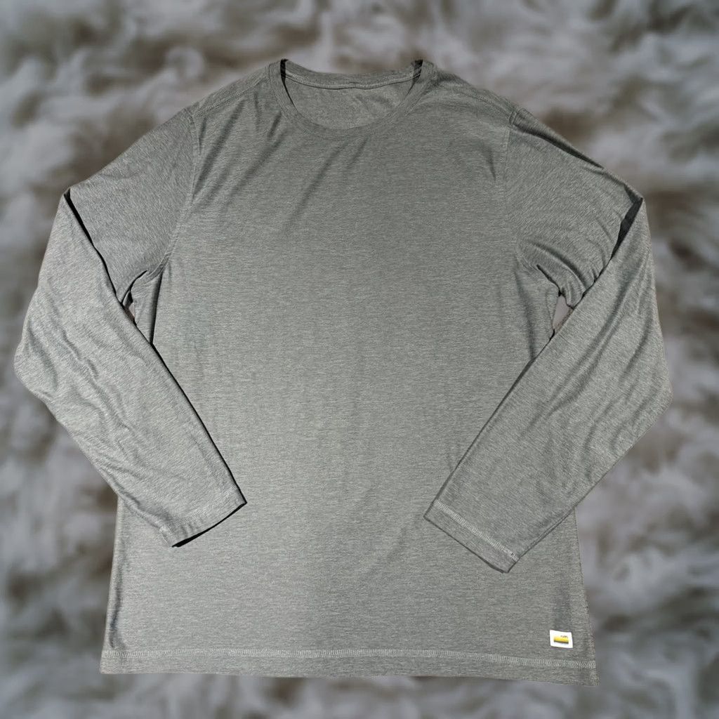 Vuori Vuori Shirt Mens Large Strato Tech Tee Heather Light Green Crew Neck Workout Cross Training Running Gym & Training Walking Size US L / EU 52-54 / 3 - 1 Thumbnail