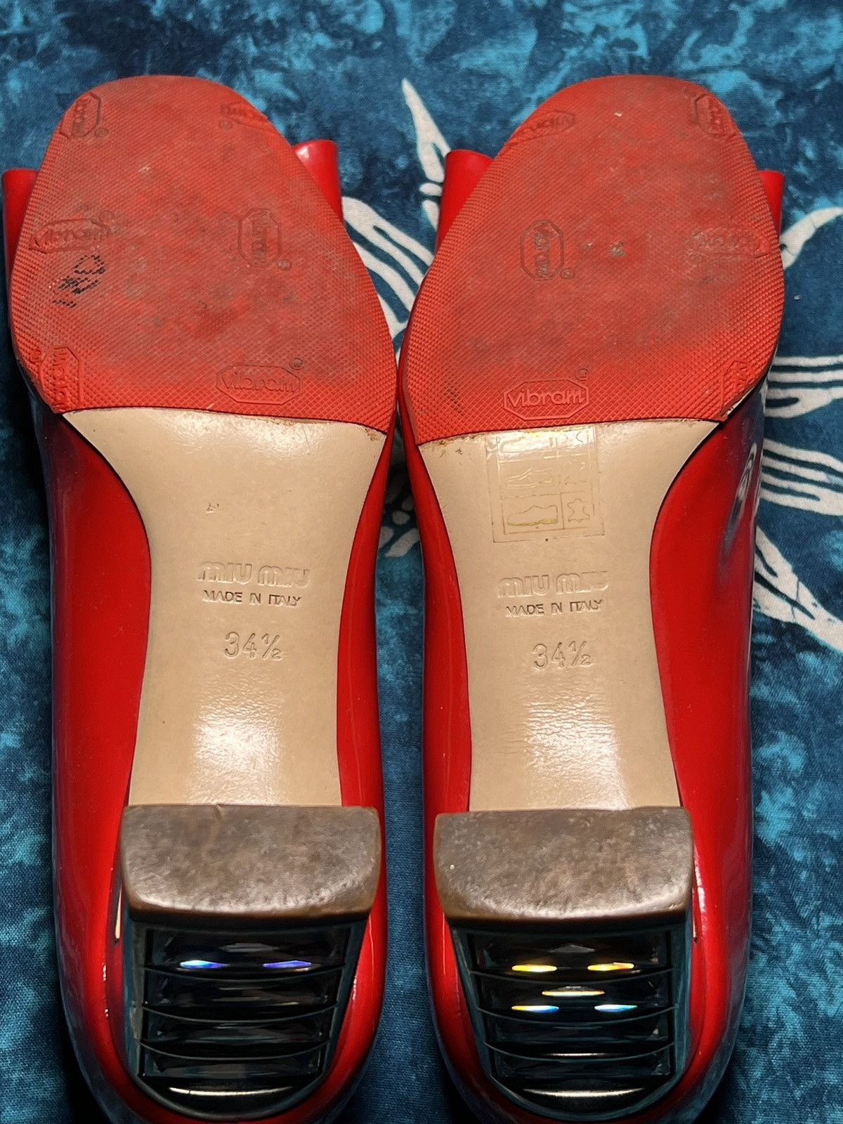 Miu Miu Miu Miu Red Patent Leather Block Heel Pumps Y2K Size US 4 / IT 34 - 14 Thumbnail