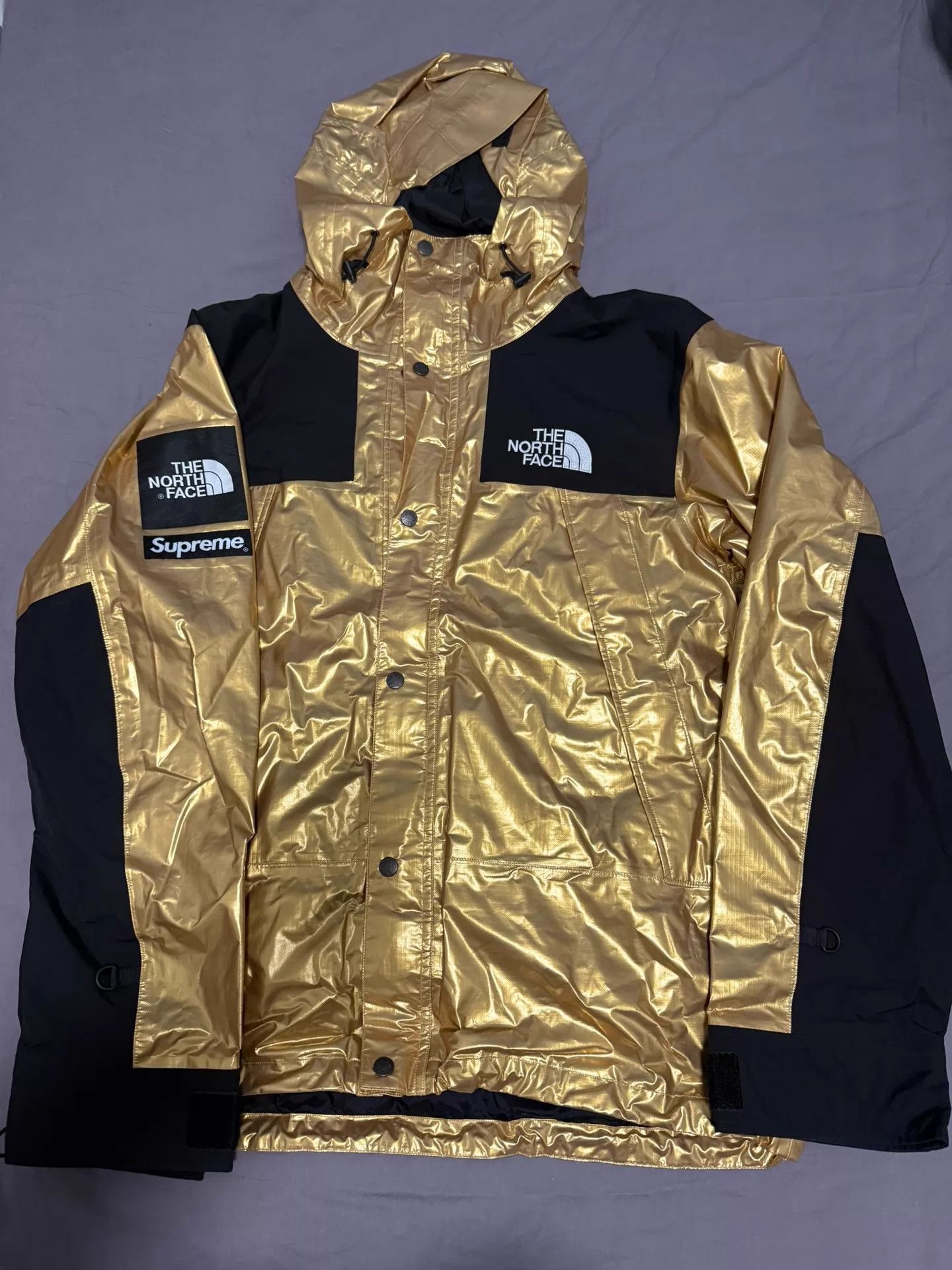 The North Face TNF Metallica Mountain Parka Gold Metallic L Like New Size US L / EU 52-54 / 3 - 1 Thumbnail