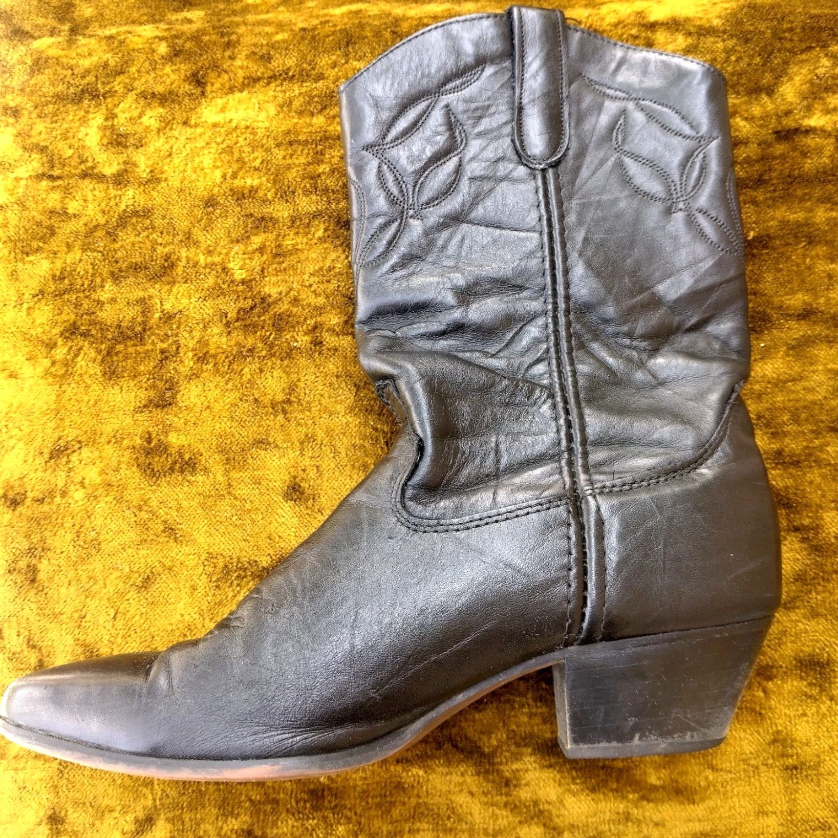 Vintage VINTAGE Laredo Western Boots Women 8.5 M Black Leather Fringe Tassel Ankle Cowgirl Ranch Boot Size US 9 / IT 39 - 3 Thumbnail