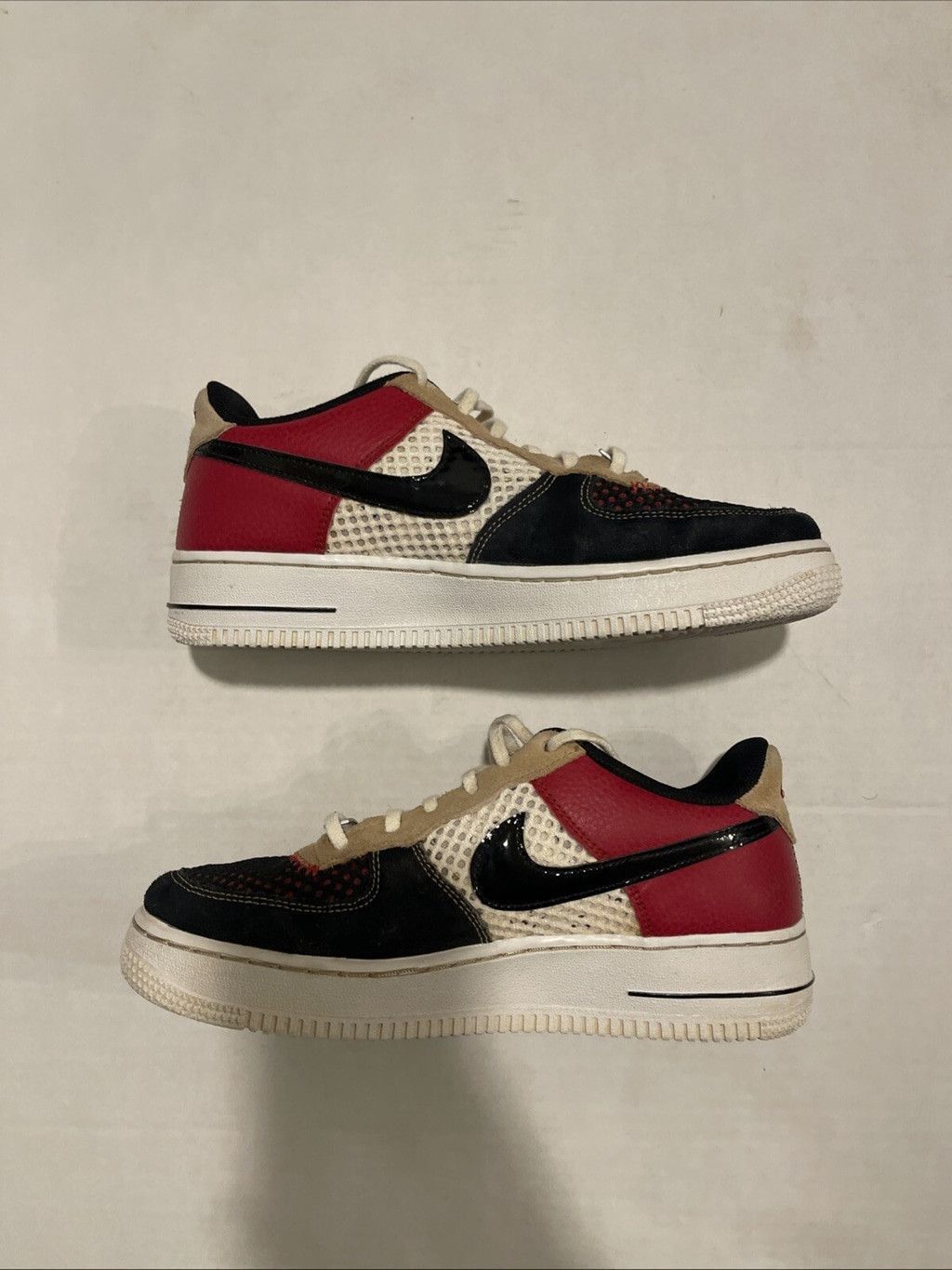Nike Nike Air Force 1 '07 LV8 Alter & Reveal Sz 6.5 Black Gum Red Size US 6.5 / EU 39-40 - 2 Thumbnail