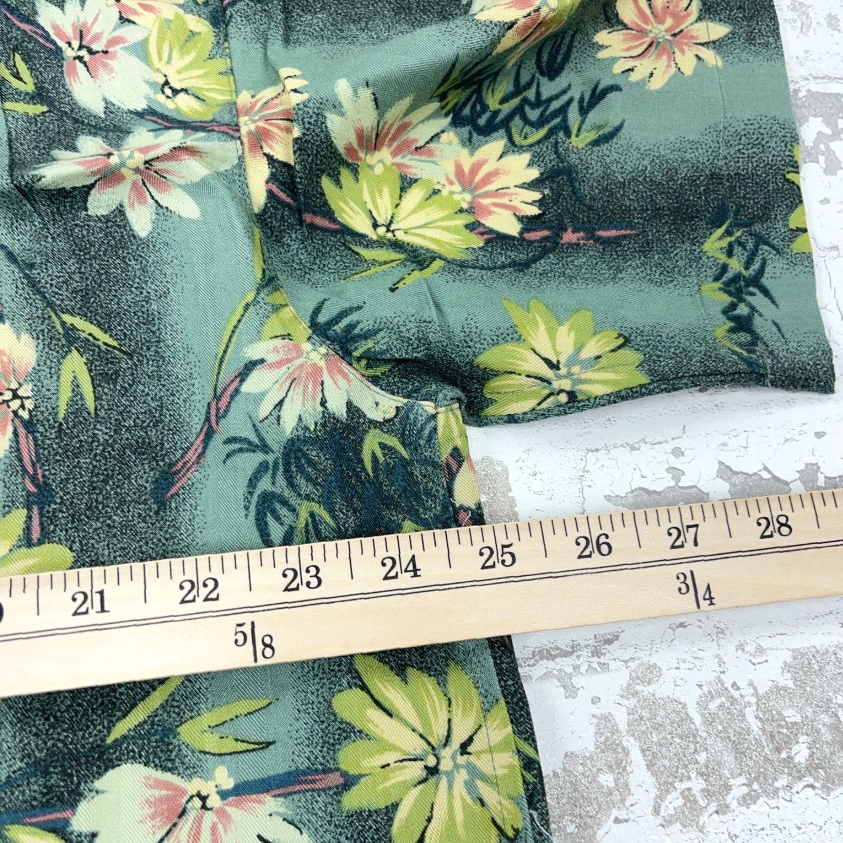 Vintage Joe Marlin Shirt Men Large Green Floral Button-Up Rayon Hawaiian Camp Hawaiian Floral Button-Up Shirt Mens L Green Size US L / EU 52-54 / 3 - 7 Thumbnail