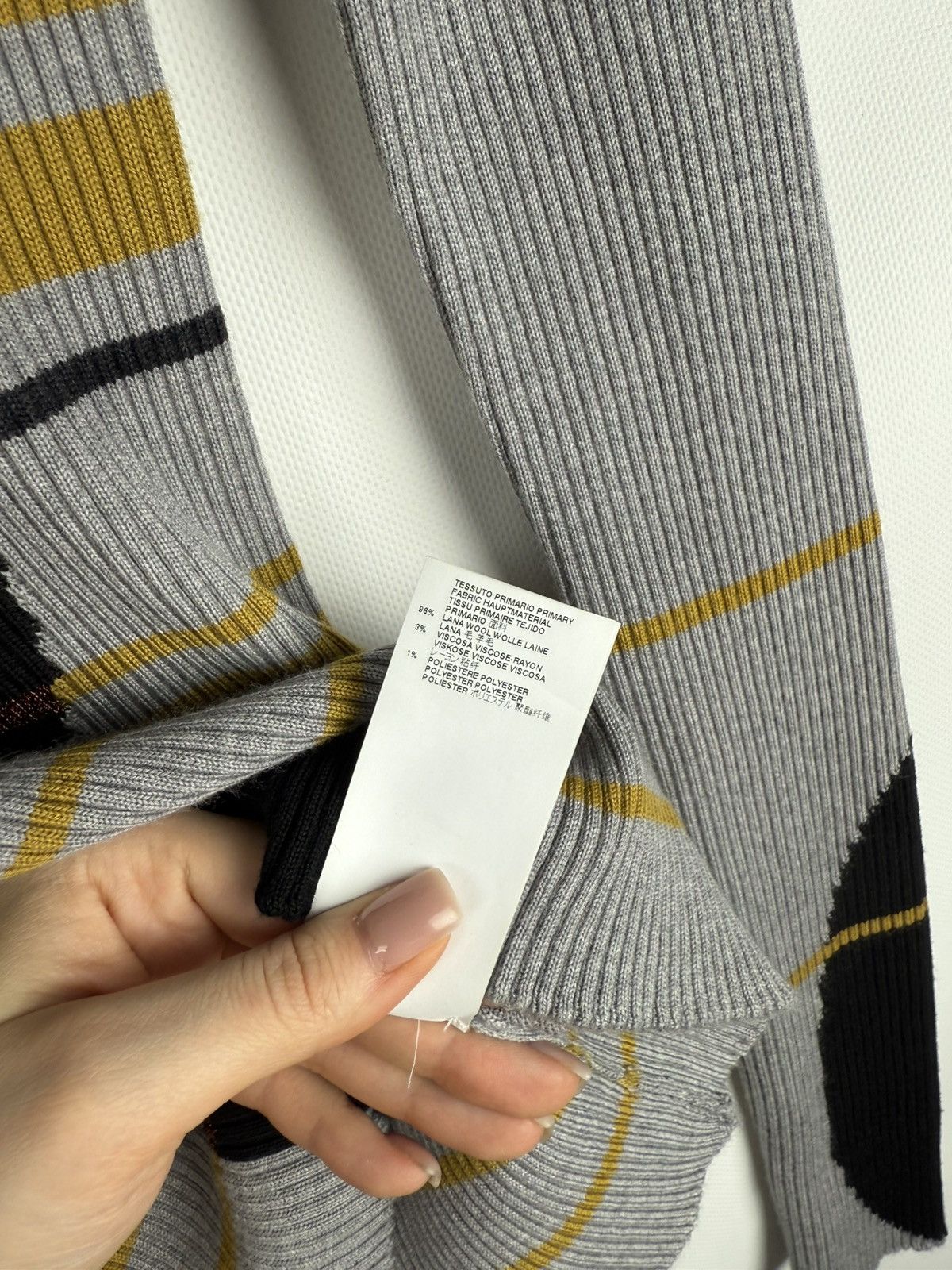 Maison Margiela Margiela Runaway Geometric Pattern Wool Sweater Pullover Size S / US 4 / IT 40 - 13 Thumbnail