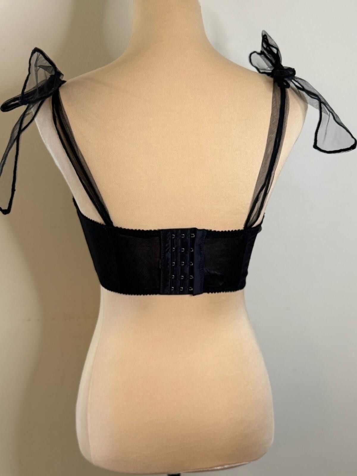 Urban Outfitters Urban outfitters black bralette top coquette bows SZ M Size ONE SIZE - 5 Thumbnail