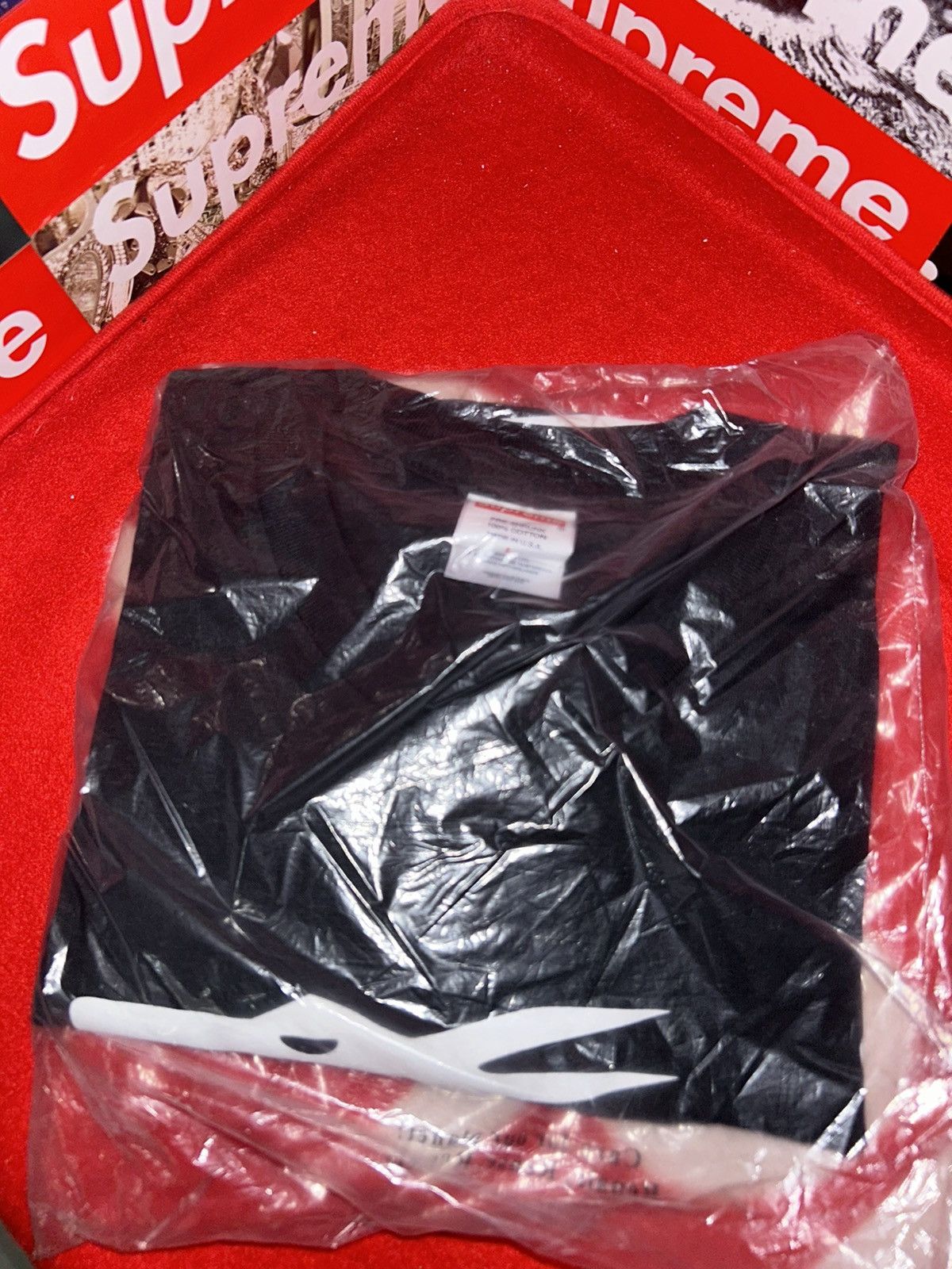 Supreme Supreme Mobb Deep Dragon Tee Black SS23 size Large NEW Size US L / EU 52-54 / 3 - 2 Thumbnail
