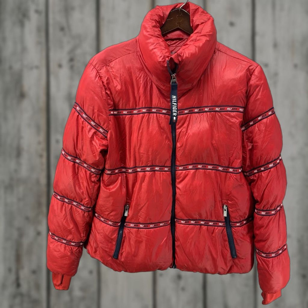 Tommy Hilfiger VINTAGE Tommy Hilfiger Jacket Womens L Red Puffer Coat Logo Quilted Short Sleeve Full Zip Insulated Adjustable Casual Read SHIPPINg Size L / US 10 / IT 46 - 1 Thumbnail