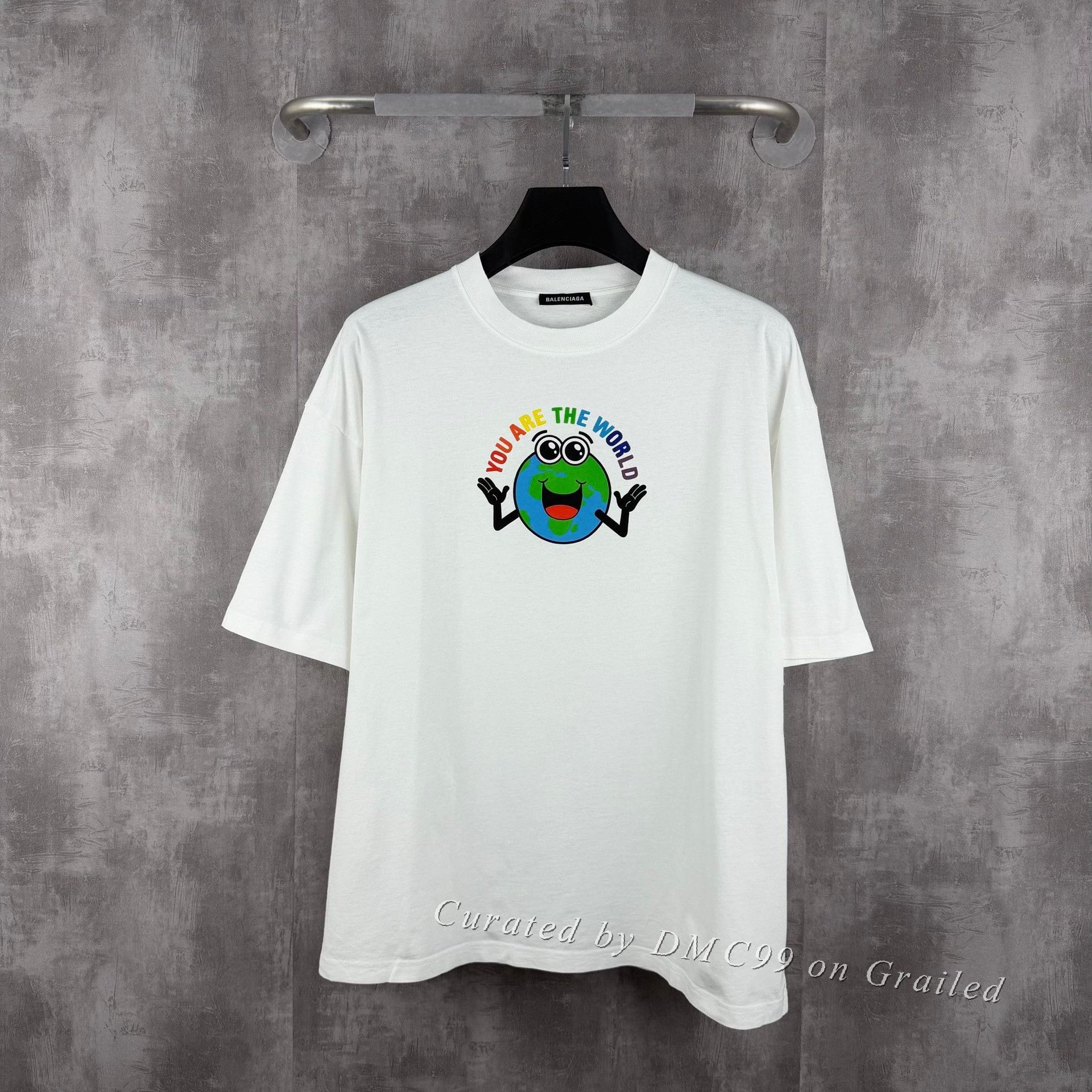 Balenciaga Balenciaga Earth Letter Short Sleeve T-shirt Size US L / EU 52-54 / 3 - 1 Thumbnail