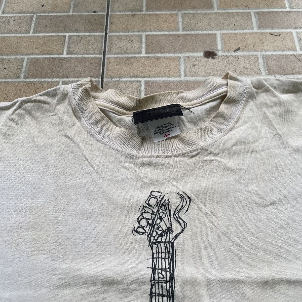 Band Tees “Bring The Noise” distress Tshirt Vintage Size US L / EU 52-54 / 3 - 6 Thumbnail