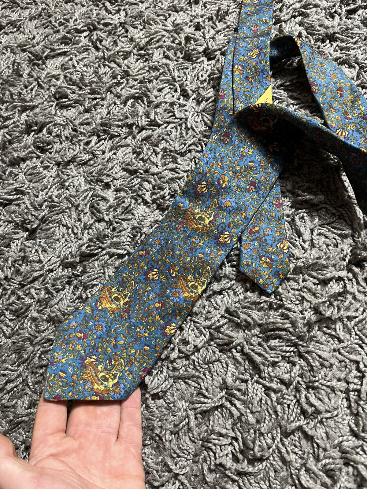 Salvatore Ferragamo SALVATORE FERRAGAMO VINTAGE 100% SILK TIE Size ONE SIZE - 6 Thumbnail