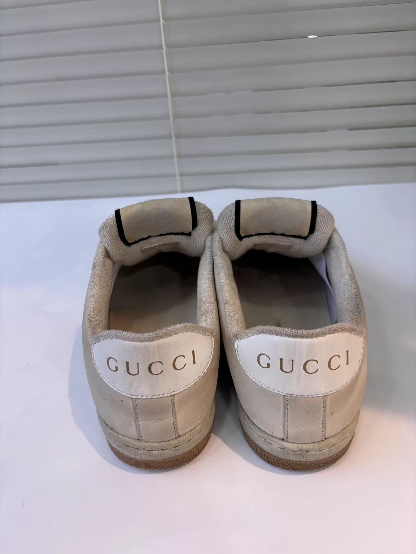 Gucci Gucci White 9/10 Women's 36 Sneakers Size US 5.5 / IT 35.5 - 4 Thumbnail