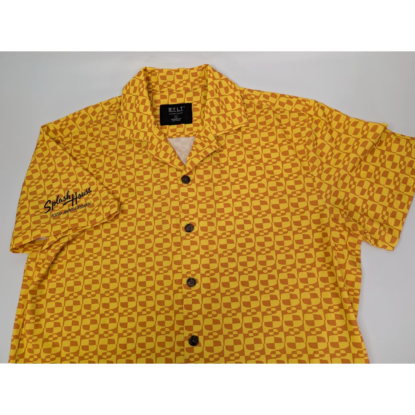 Logo 7 Bylt Paloma Hawaiian Shirt Short Sleeve Yellow Orange Geometric Size Large Logo Shirt Men Bylt Paloma Size US S / EU 44-46 / 1 - 2 Thumbnail