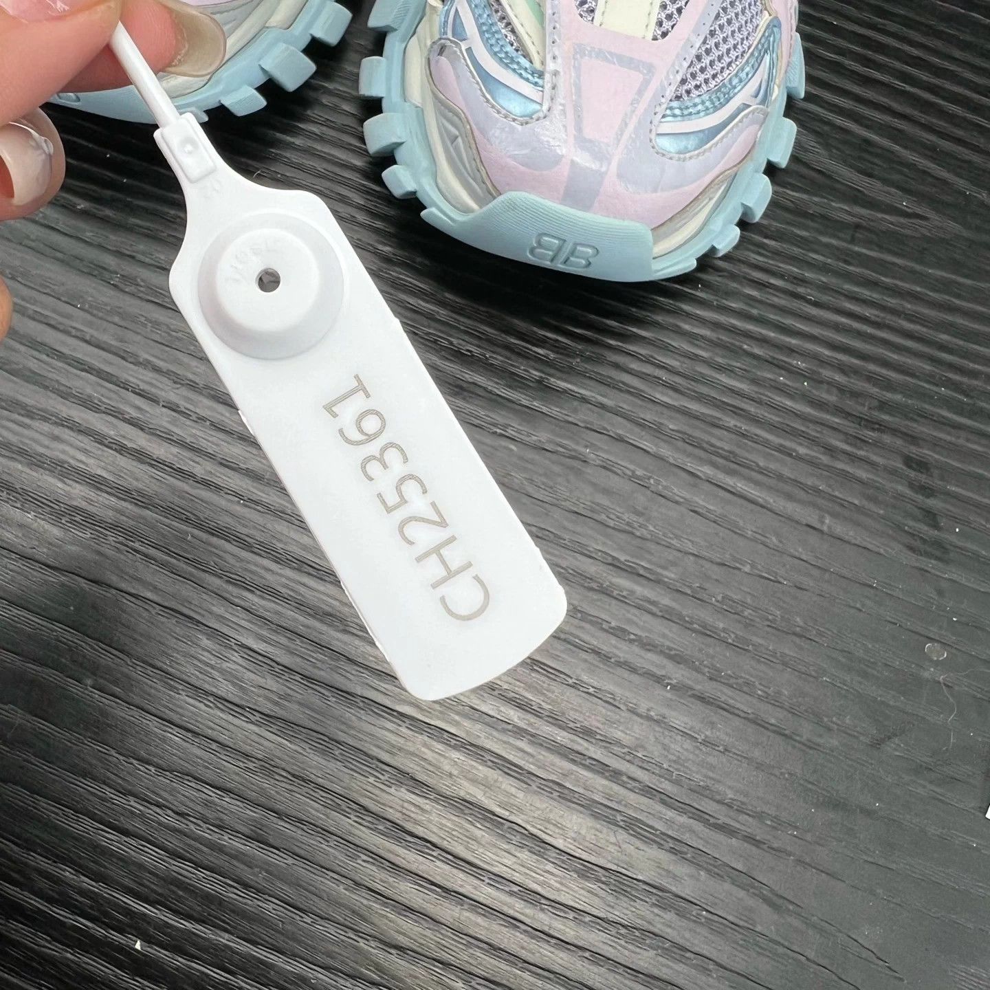 Balenciaga Balenciaga Track 2 White Blue Pink 36 Size US 5 / IT 35 - 9 Thumbnail