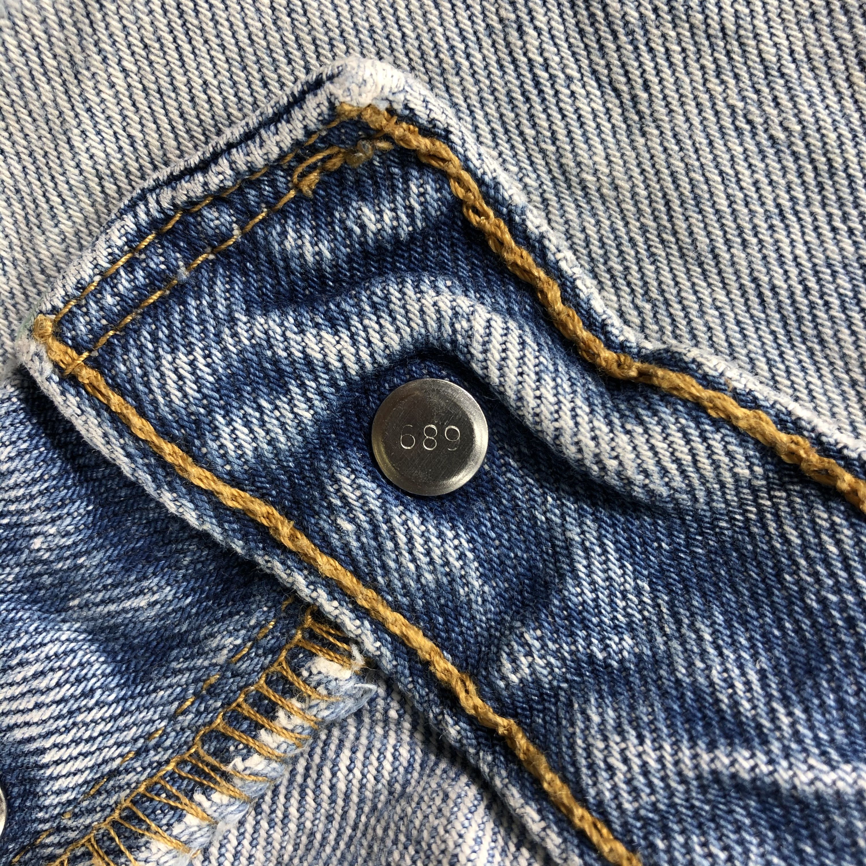 Levi's 90s Vintage Blue Wash Levis 501 Jeans-J2570 Size US 31 - 14 Thumbnail