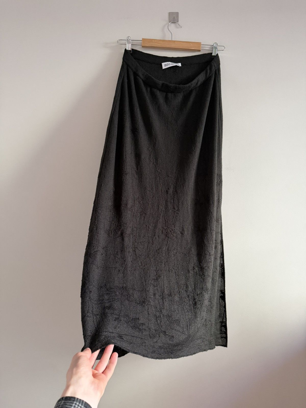 Iris von Arnim Vintage Flower Embroidered Iris von Arnim Maxi Skirt Size 30" / US 8 / IT 44 - 8 Thumbnail