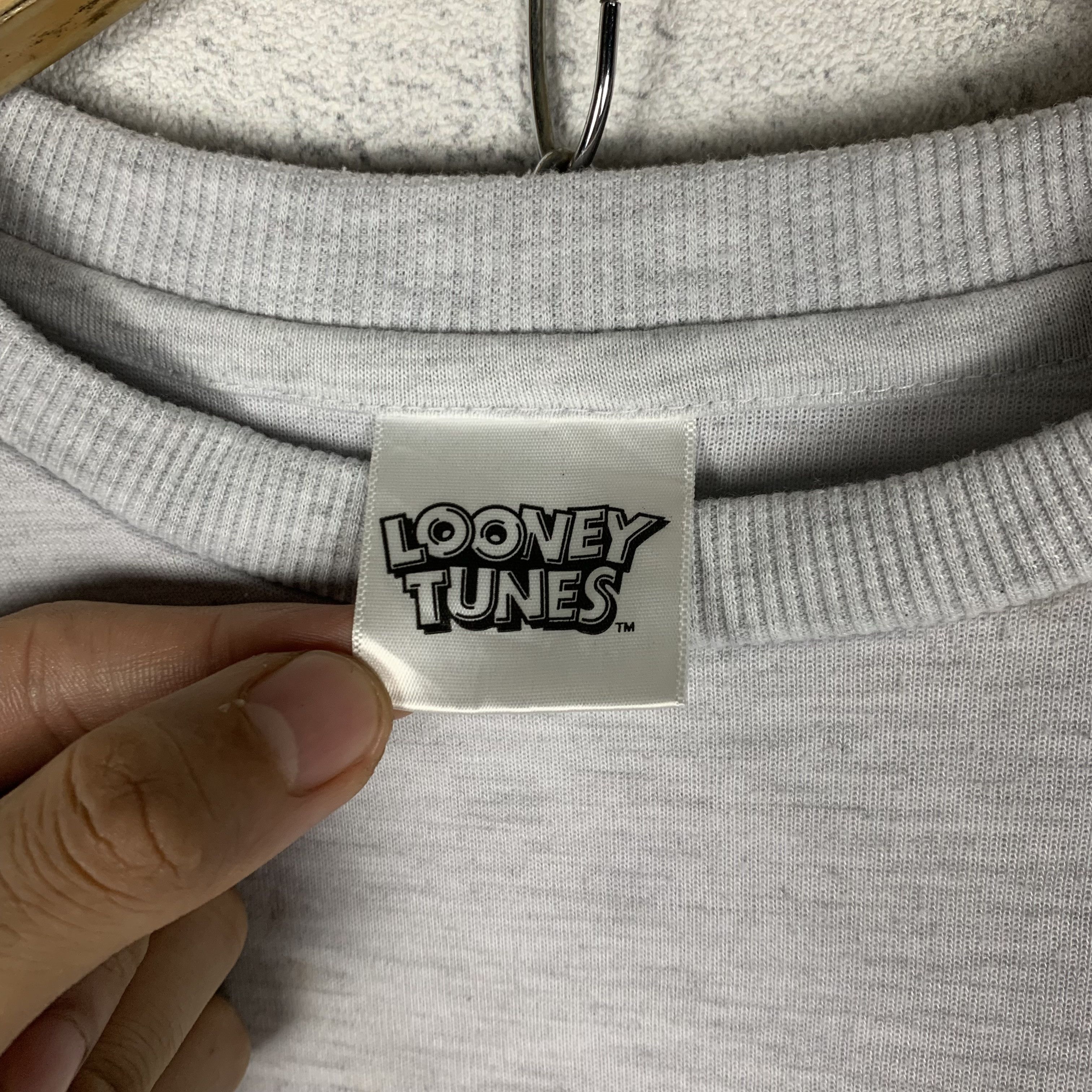Warner Bros Tweety Looney Tunes Sweatshirt Crewneck Size US L / EU 52-54 / 3 - 5 Thumbnail