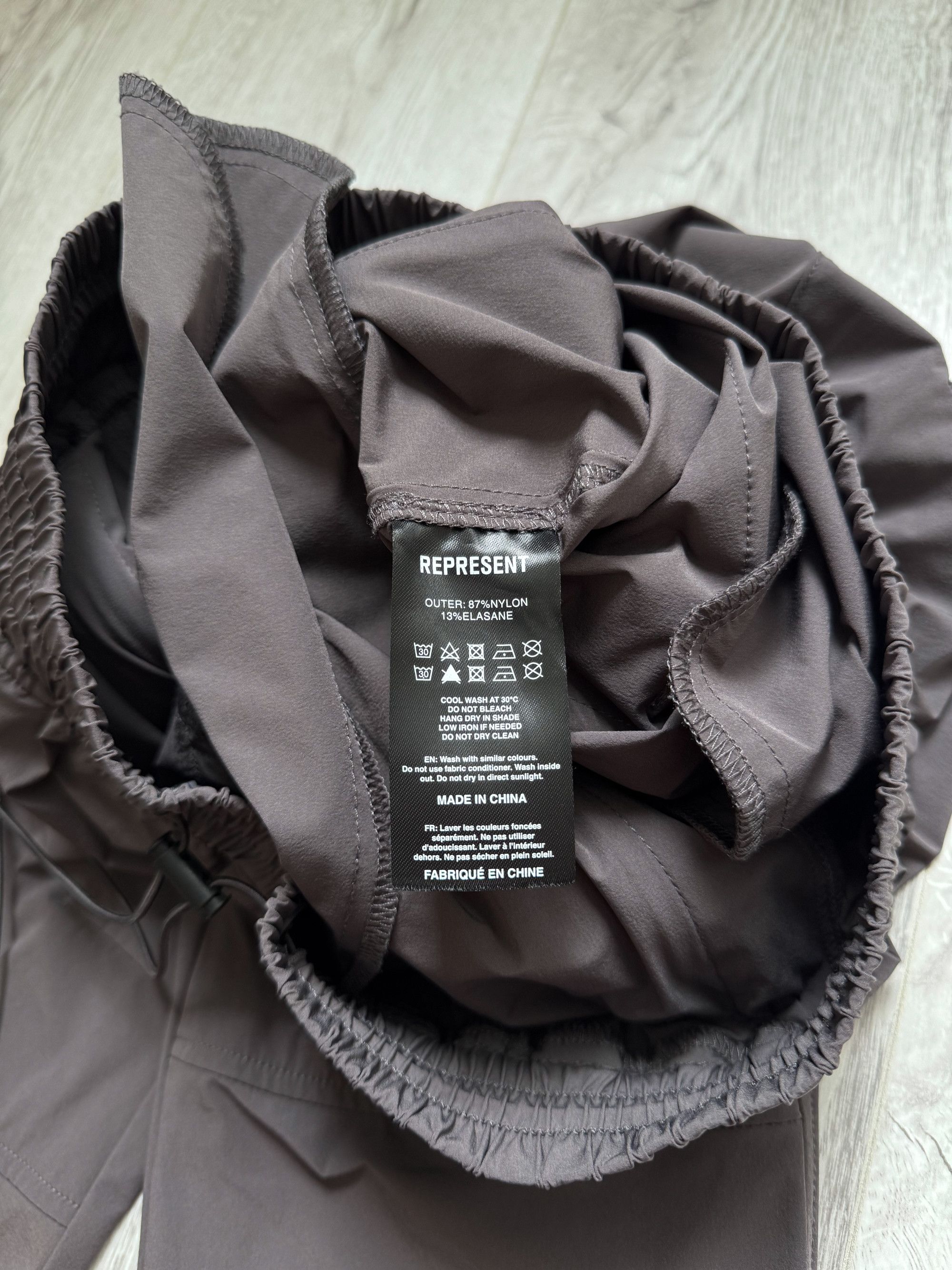 Represent Clo. Men's 247 Military Tech Cargo Trousers Size S Pants Size US 28 / EU 44 - 6 Thumbnail