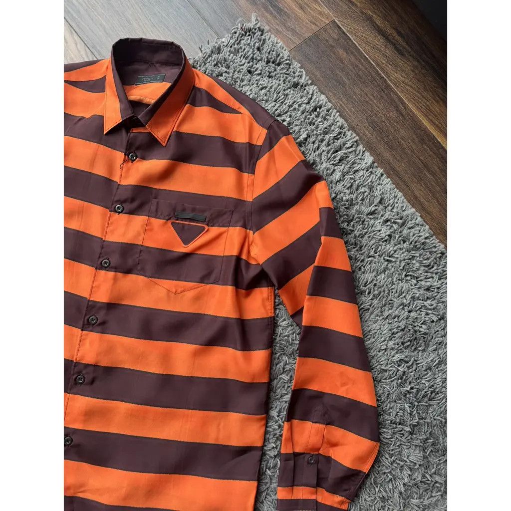 Prada oc11z0625 Shirt in Orange/Burgundy Size US M / EU 48-50 / 2 - 3 Thumbnail