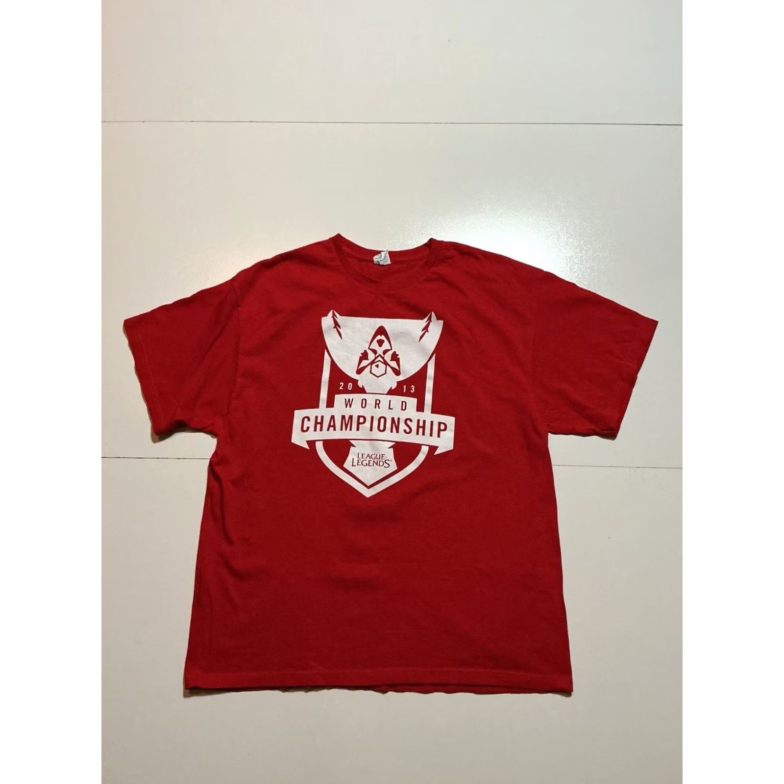 Delta VINTAGE League Of Legends 2013 World Championship Season 3 Red Graphic T-Shirt XL Men Red T-Shirt Mens XL World Championship 2013 Gaming Clothing Size US XL / EU 56 / 4 - 2 Thumbnail
