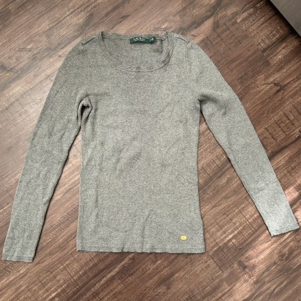 Lauren Ralph Lauren Lauren Ralph Lauren Gray Ribbed Scoop Neck Sweater, Size Med Size M / US 6-8 / IT 42-44 - 1 Thumbnail