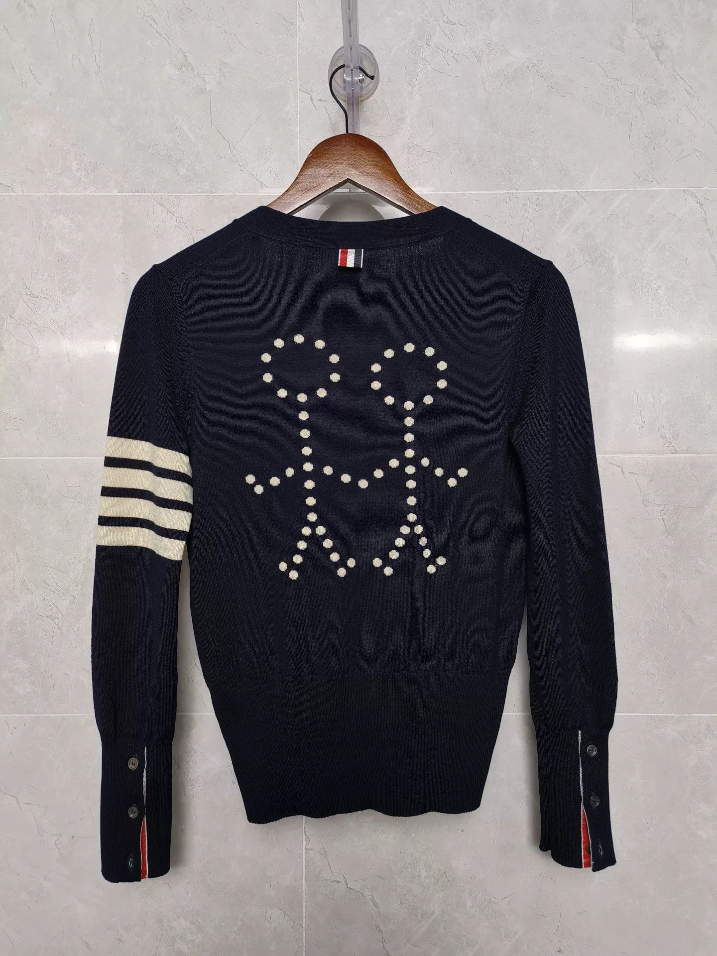 Thom Browne thom browne wool cardigan with character design Size US S / EU 44-46 / 1 - 1 Thumbnail