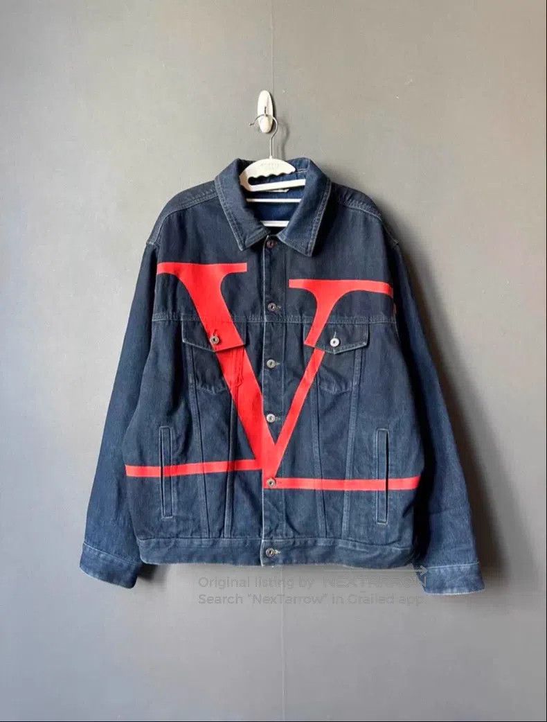 Valentino Valentino Big logo denim jacket Size L / US 10 / IT 46 - 1 Thumbnail