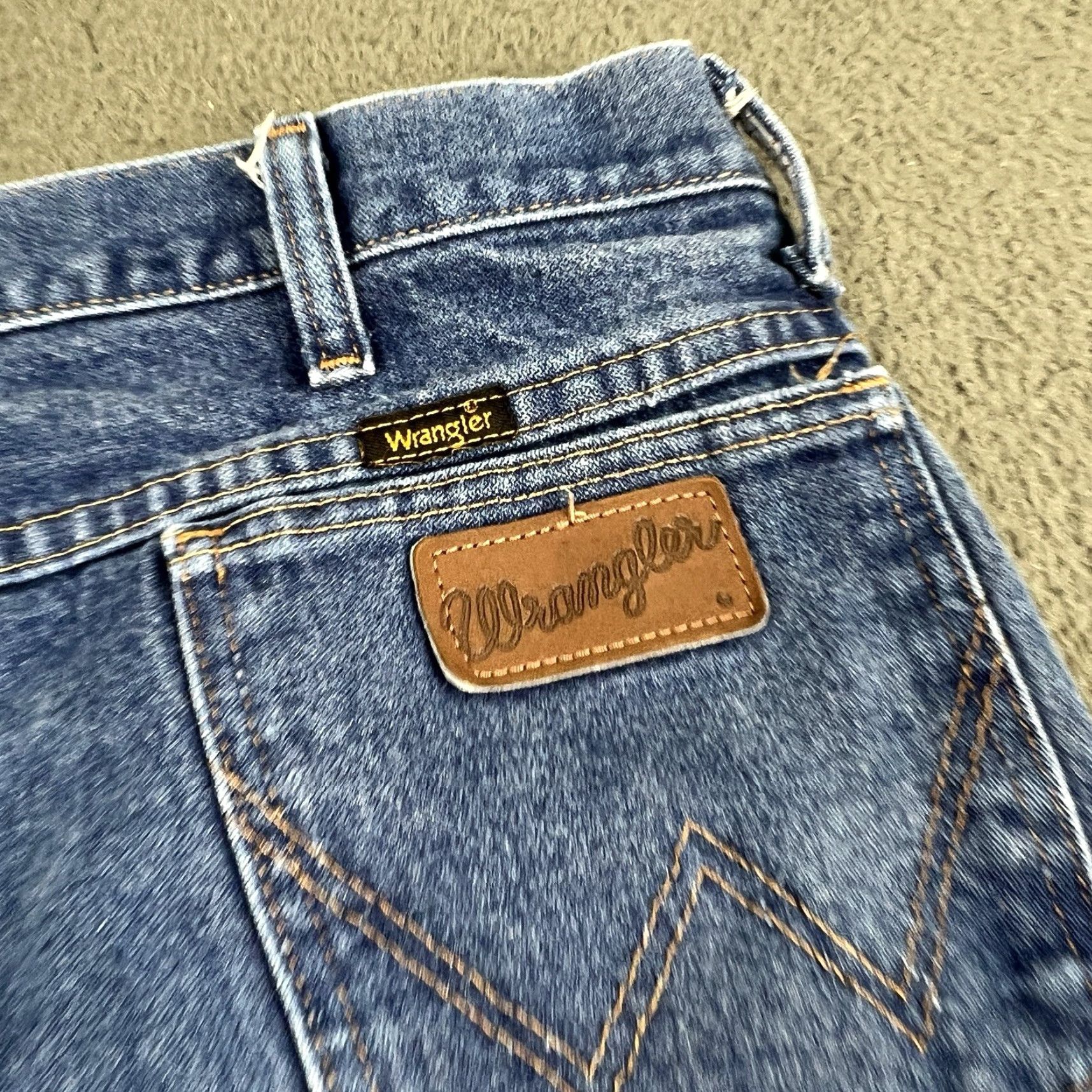 Wrangler VINTAGE Wrangler Jeans Mens 38x30 Blue Denim Straight Leg Cowboy 935NAV Wrangler 935 Jeans Mens 38x30 Blue Denim Jeans Western Cowboys Size US 38 / EU 54 - 6 Thumbnail