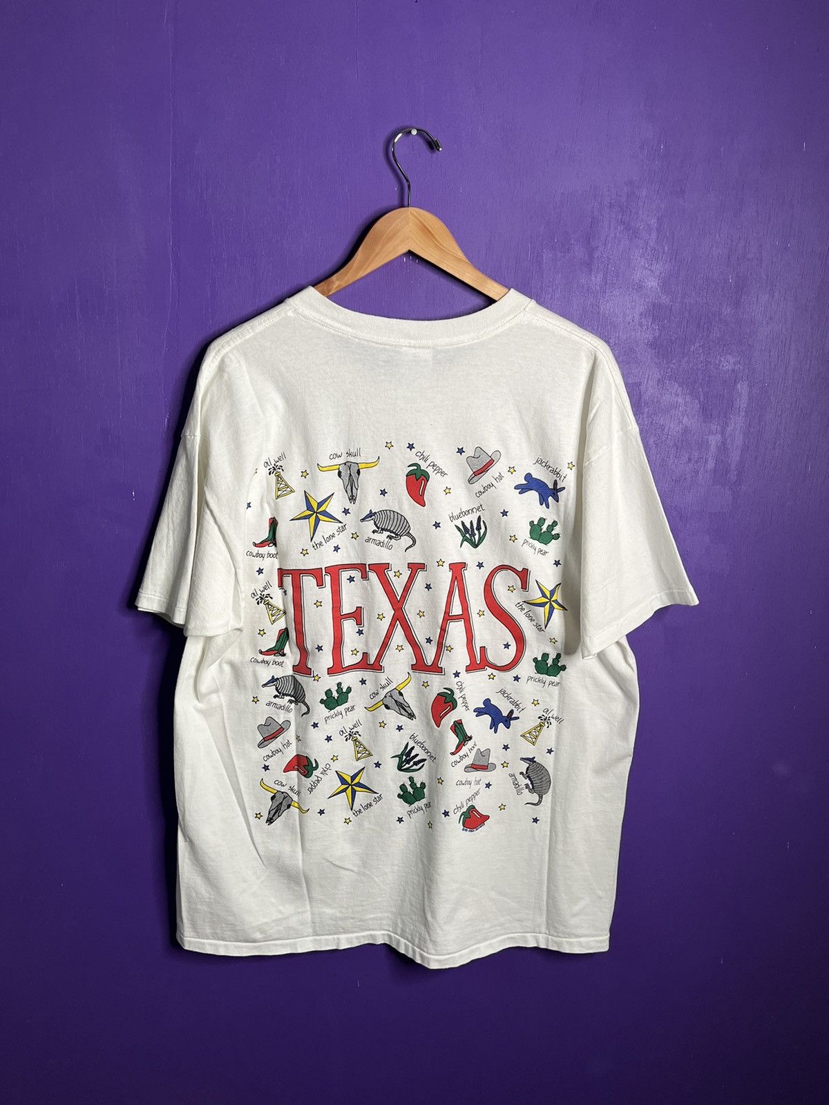 Vintage Vintage 1991 Texas characteristics t-shirt Size US XL / EU 56 / 4 - 2 Thumbnail