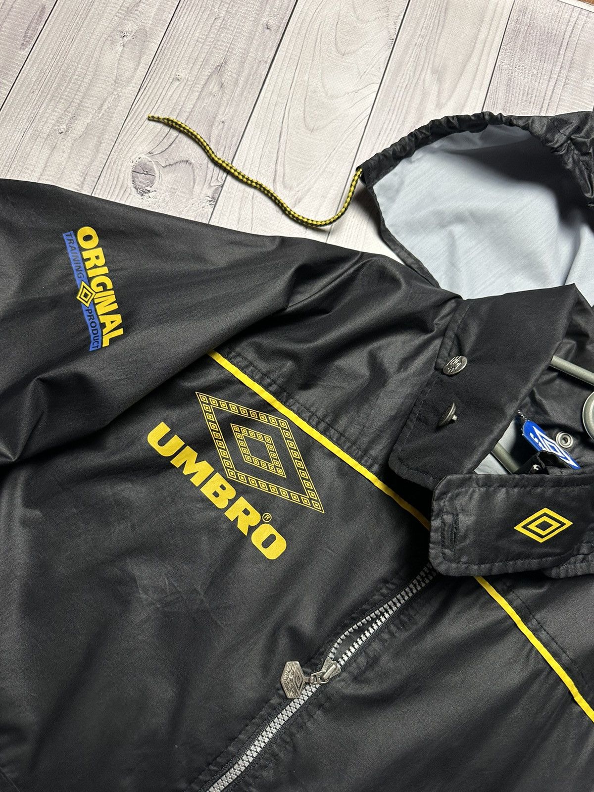 Umbro × Vintage Vintage Umbro Pro training light jacket size L monogram logo Size US L / EU 52-54 / 3 - 6 Thumbnail