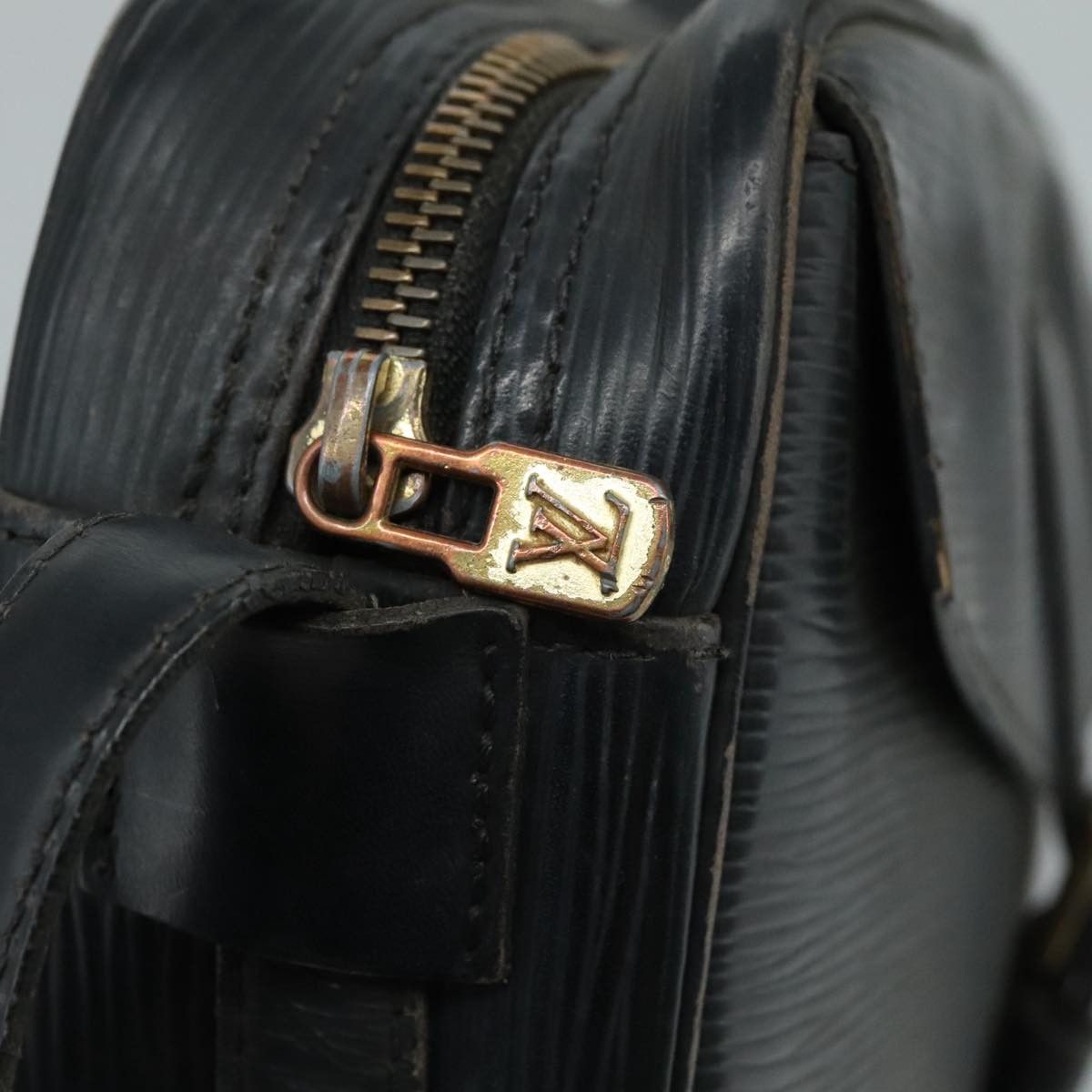 Louis Vuitton LOUIS VUITTON Epi Jeune Fille MM Shoulder Bag Black M52152 Size ONE SIZE - 9 Thumbnail
