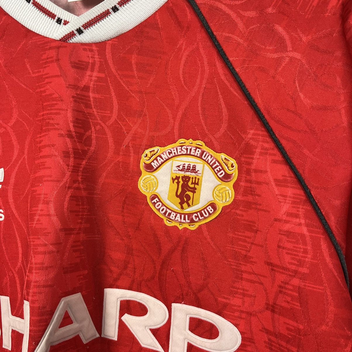 Adidas × Vintage MANCHESTER UNITED 1990 1992 ADIDAS HOME SOCCER SHIRT JERSEY Size US S / EU 44-46 / 1 - 3 Thumbnail